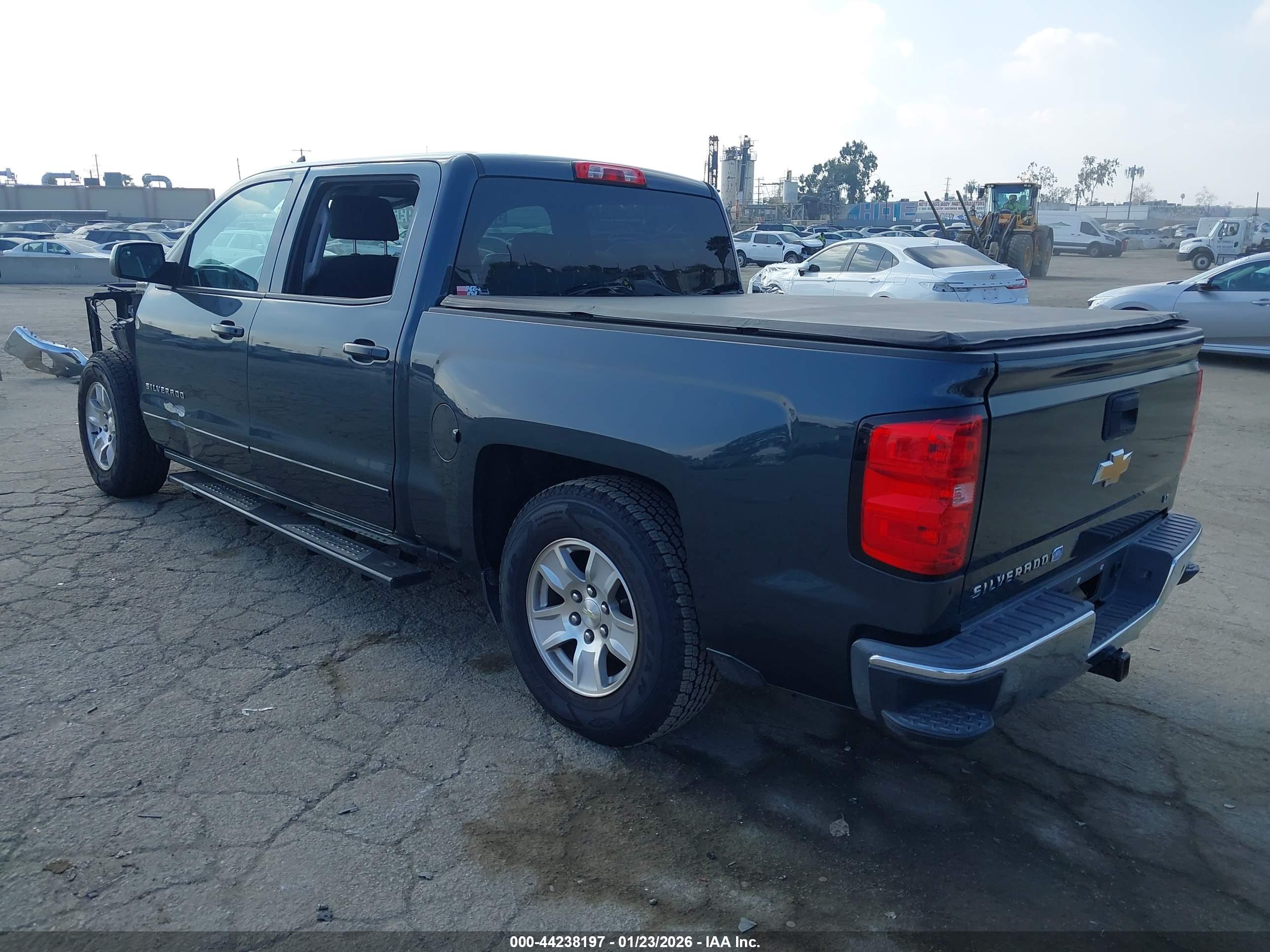 CHEVROLET SILVERADO image 3