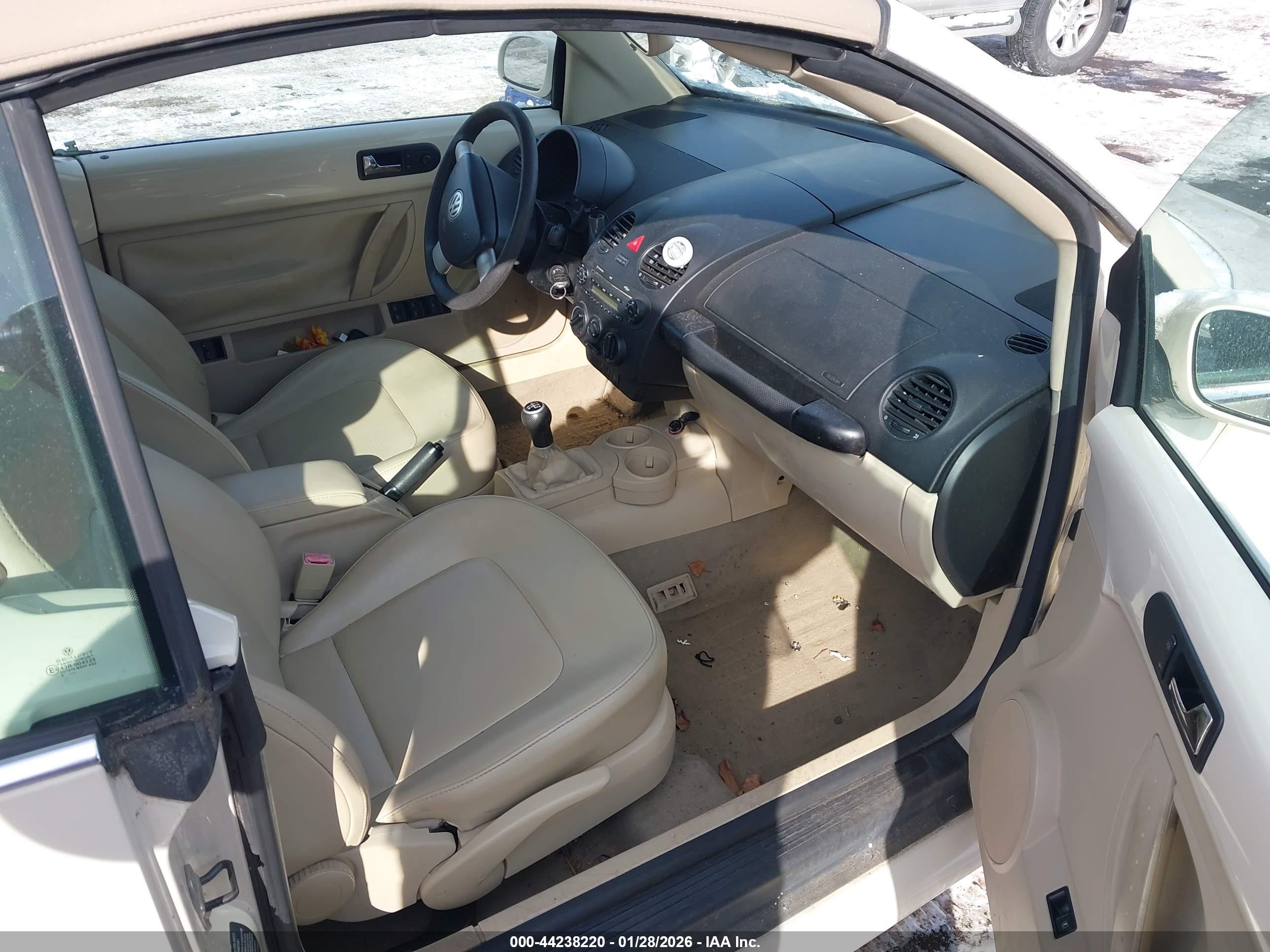 VOLKSWAGEN NEW image 5