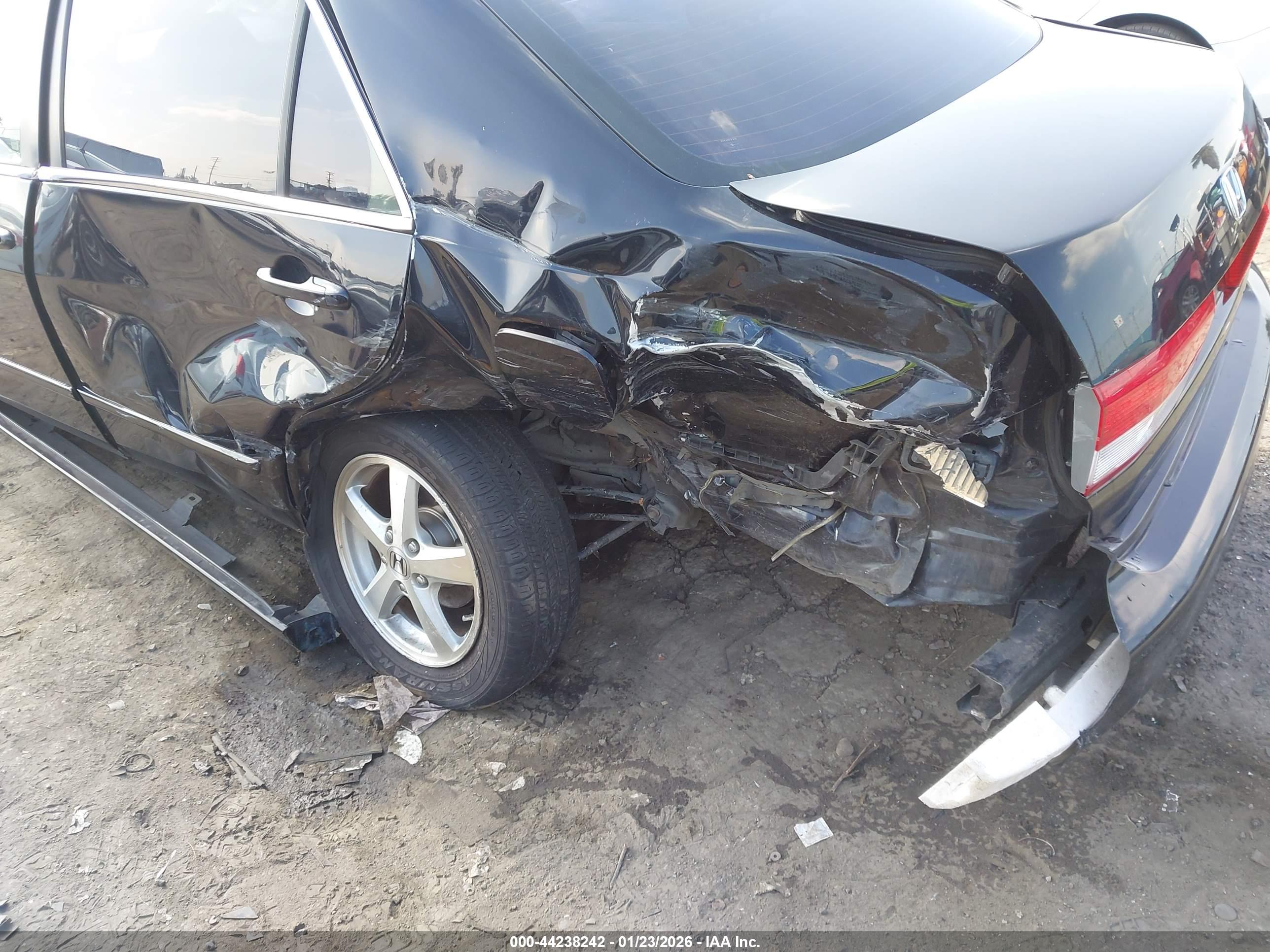 HONDA ACCORD image 6