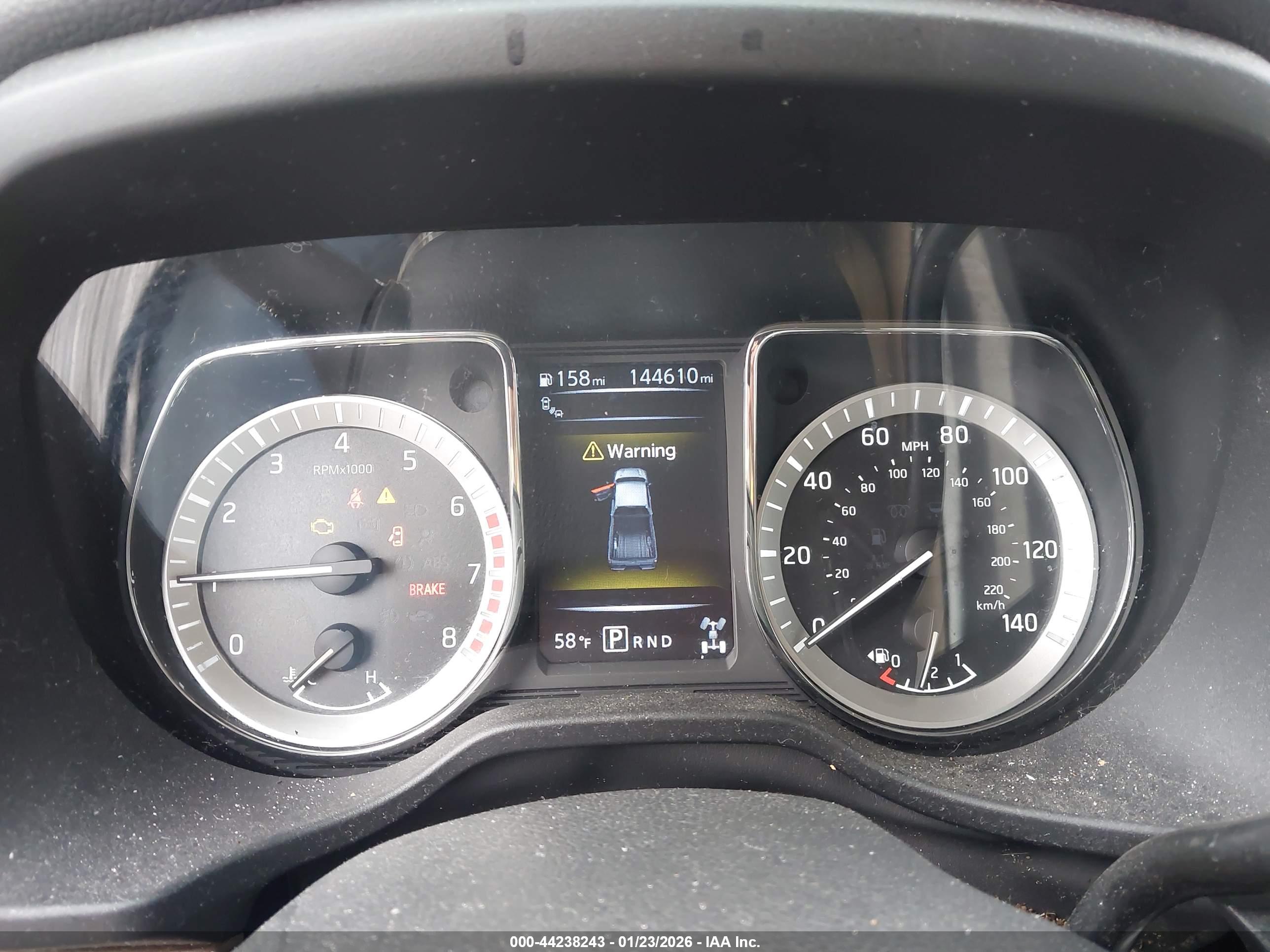 NISSAN TITAN image 7