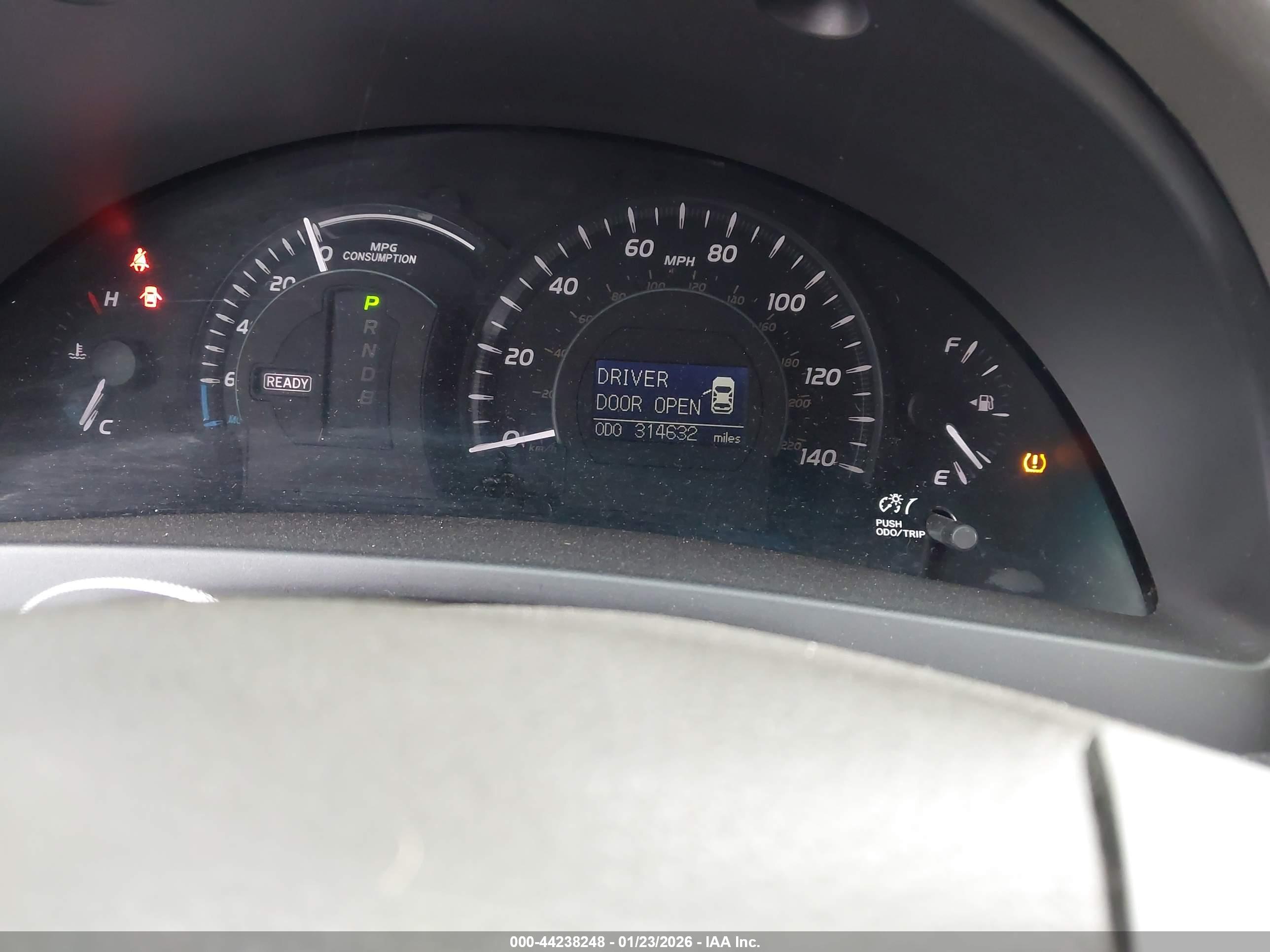 TOYOTA CAMRY image 7
