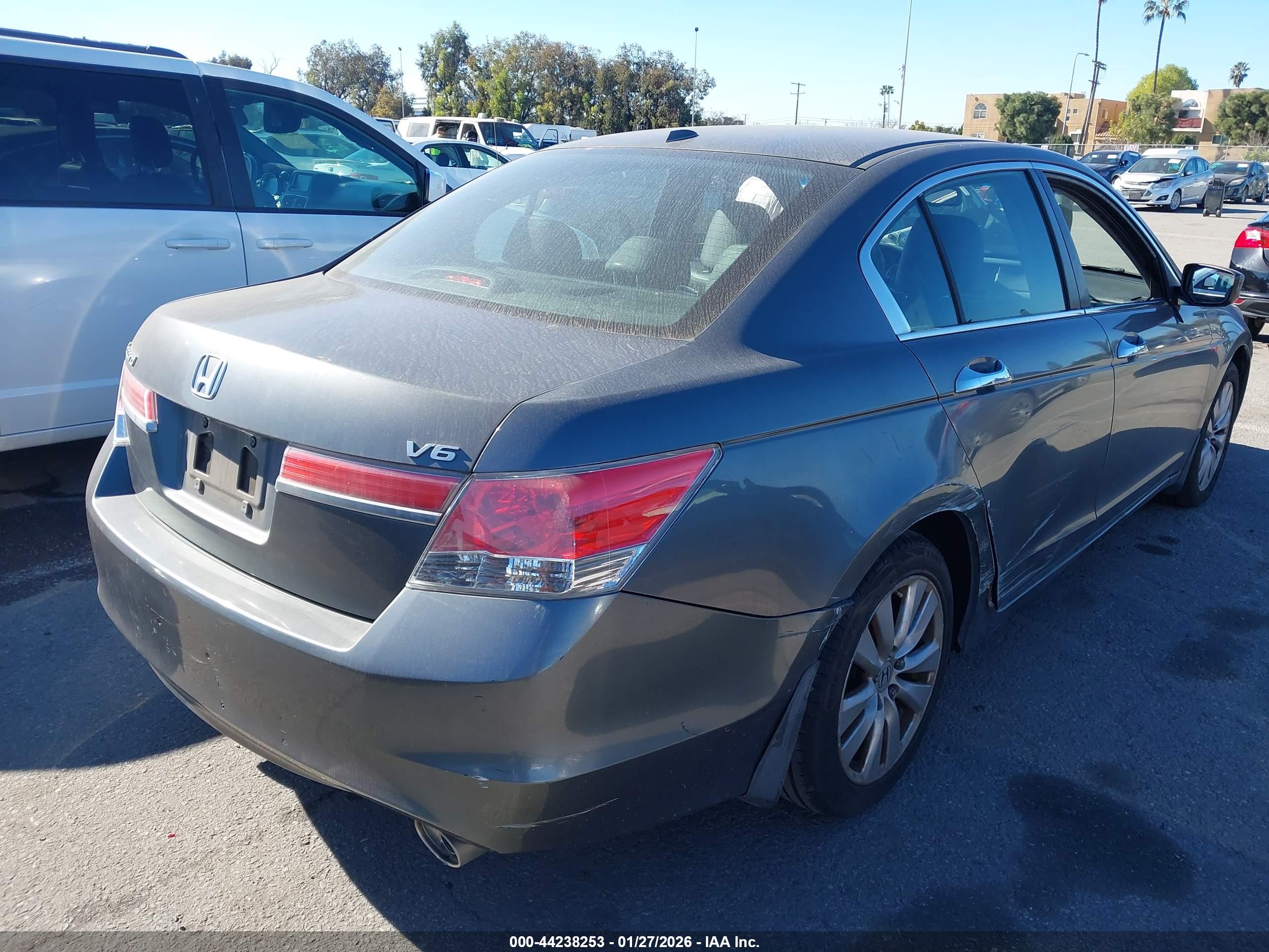 HONDA ACCORD image 4