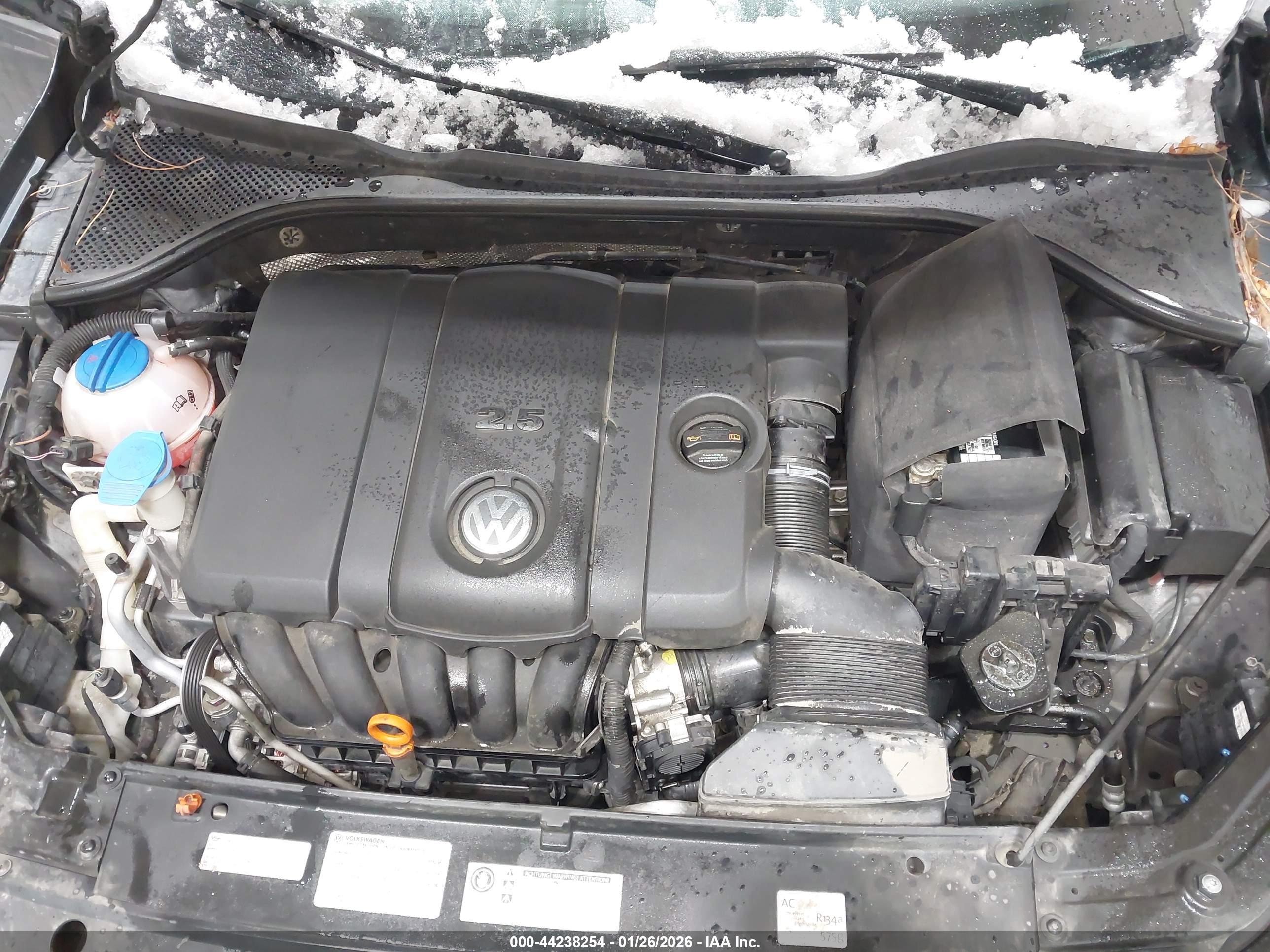 VOLKSWAGEN PASSAT image 10
