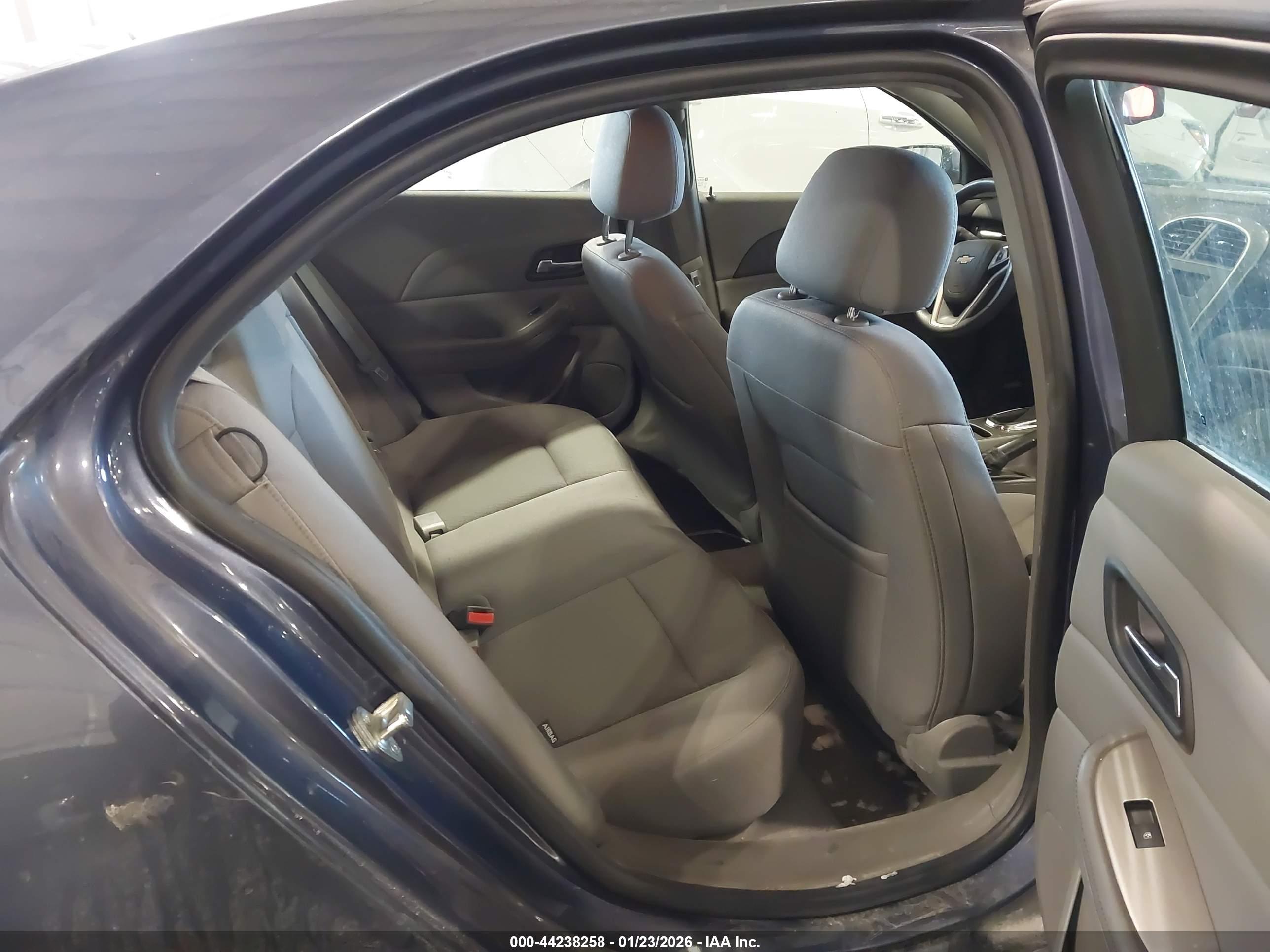 CHEVROLET MALIBU image 8