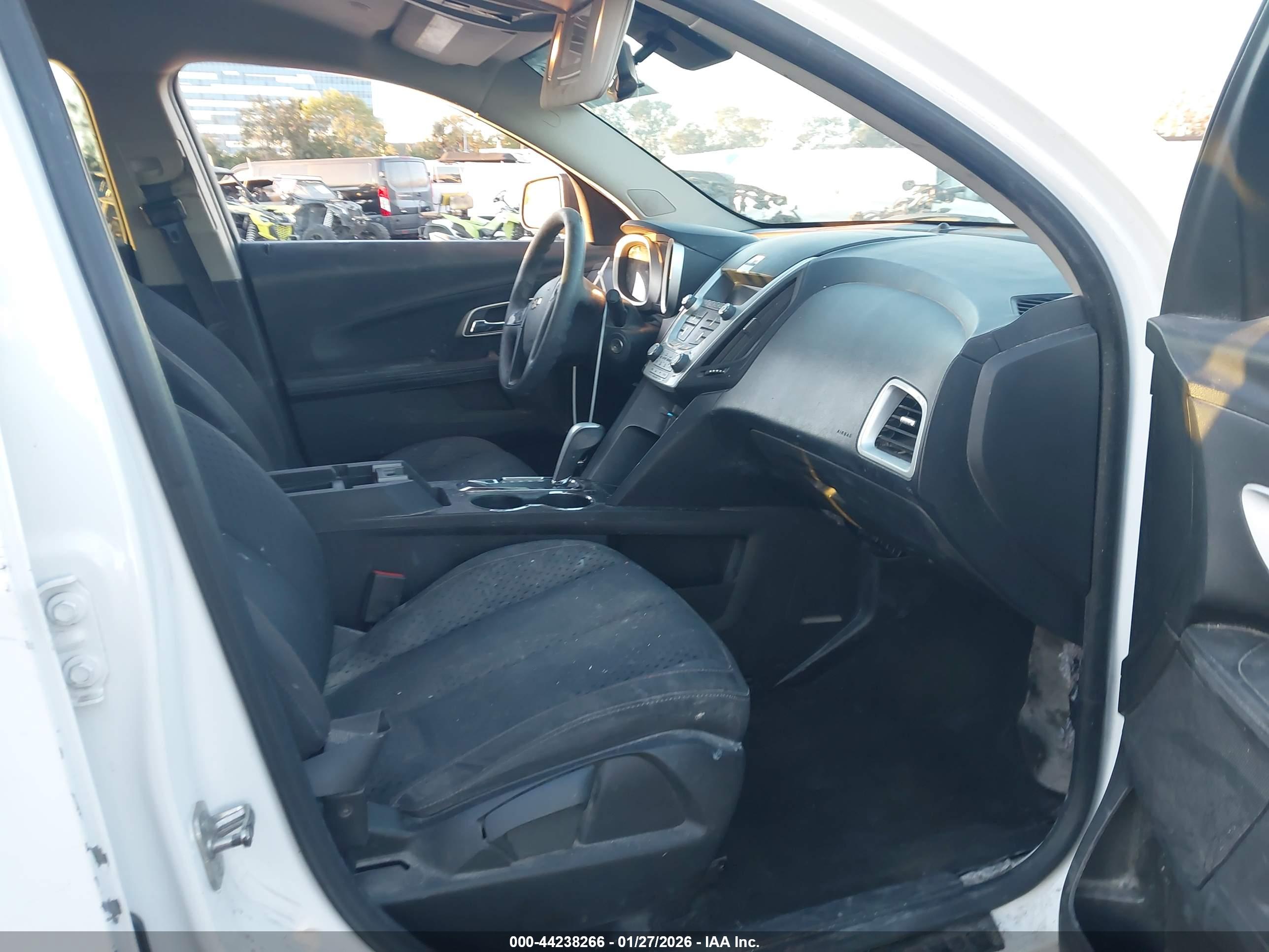 CHEVROLET EQUINOX image 5