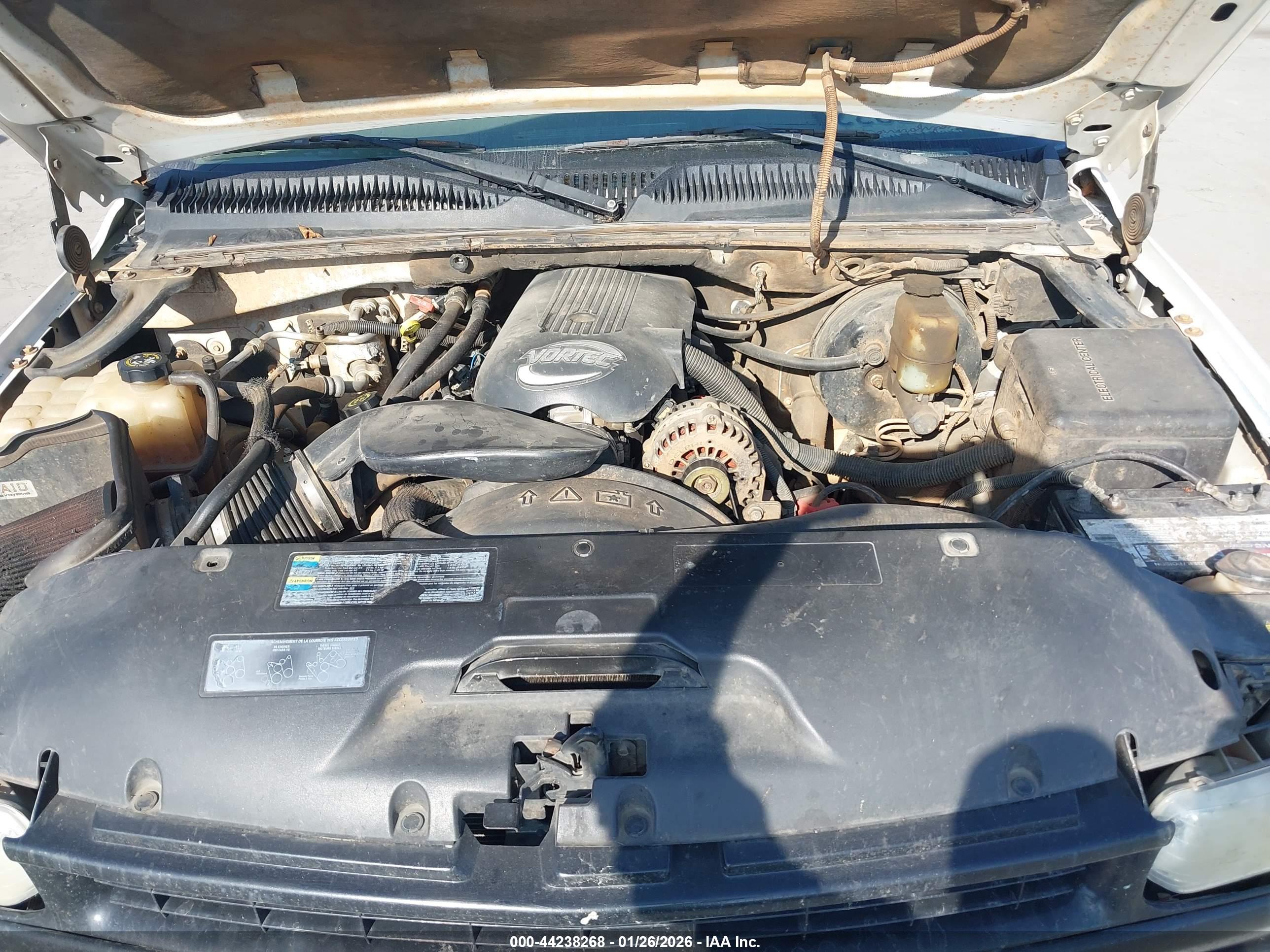 CHEVROLET TAHOE image 10