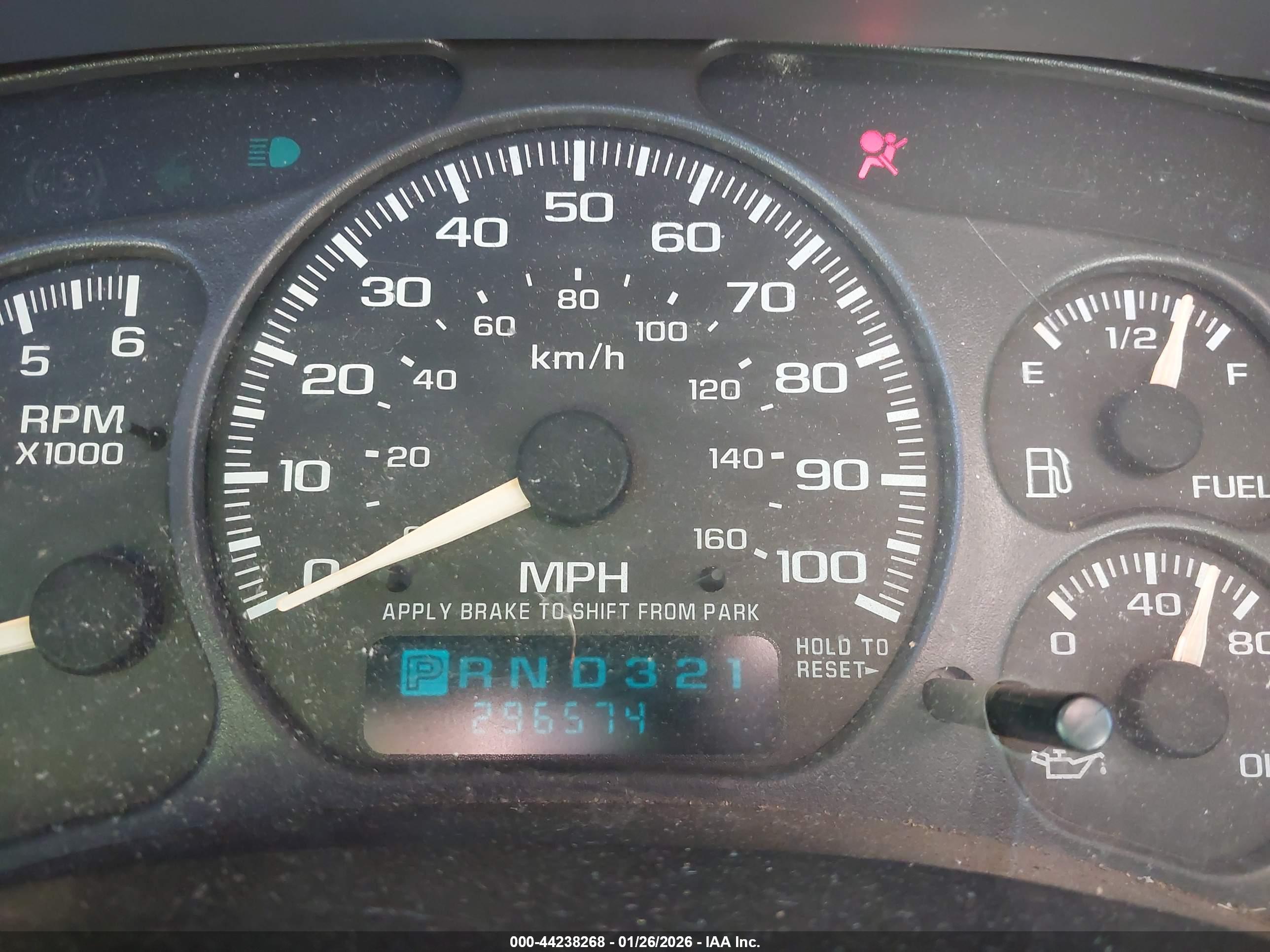 CHEVROLET TAHOE image 7