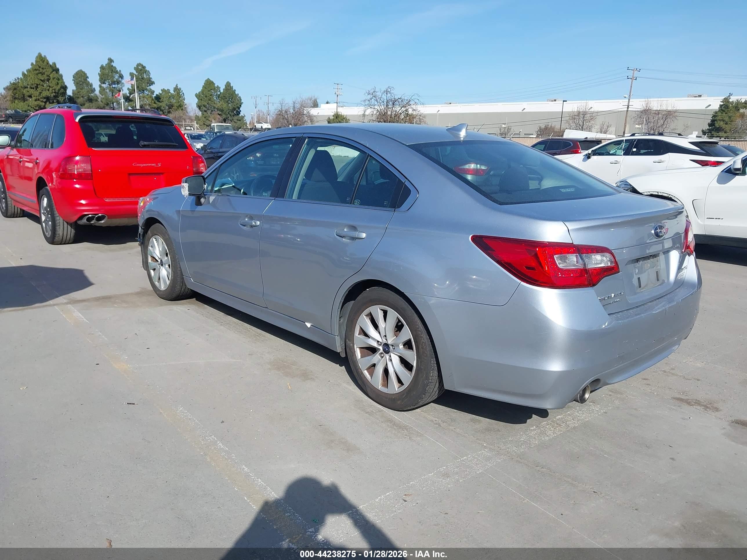 SUBARU LEGACY image 3