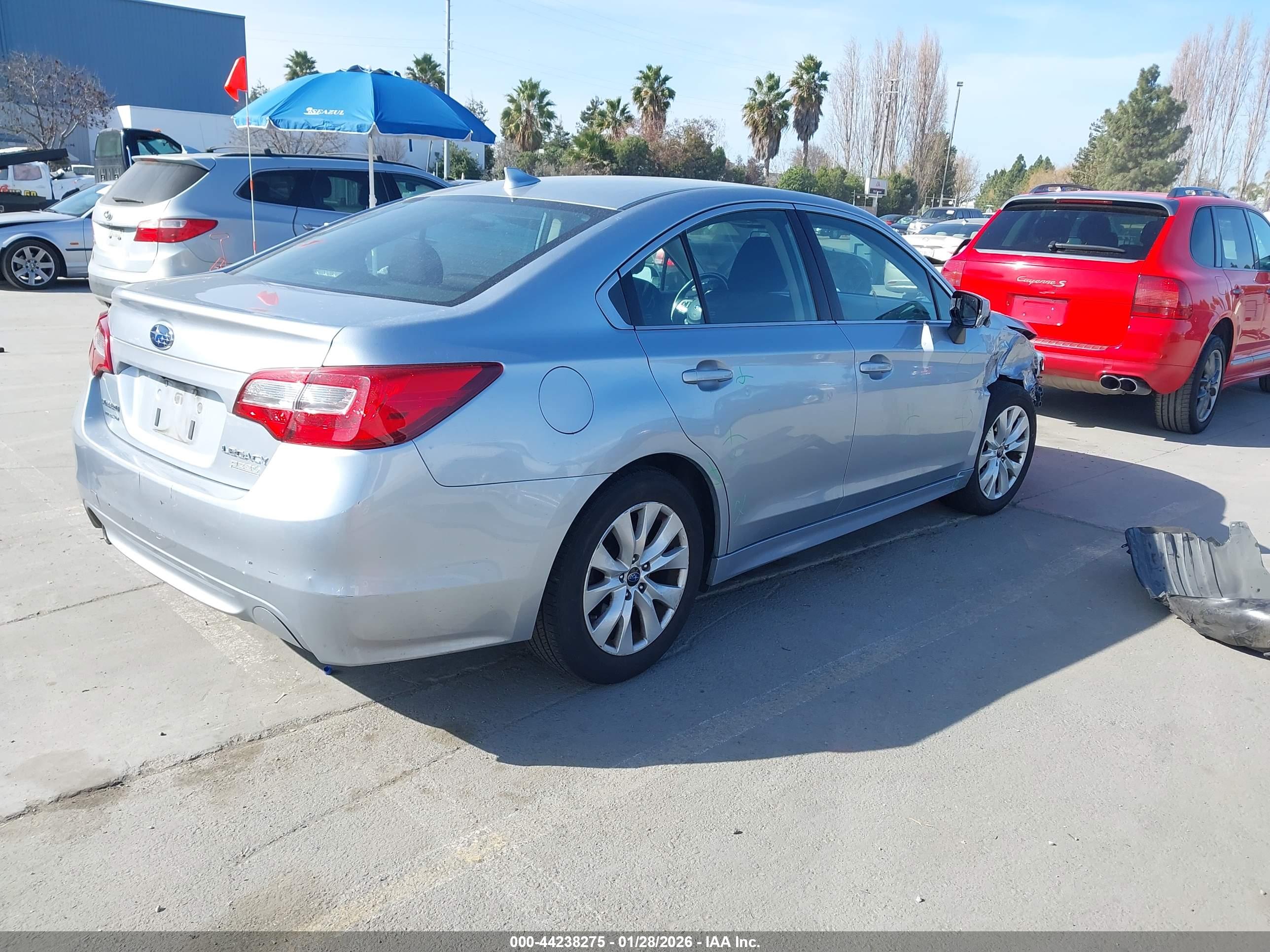 SUBARU LEGACY image 4