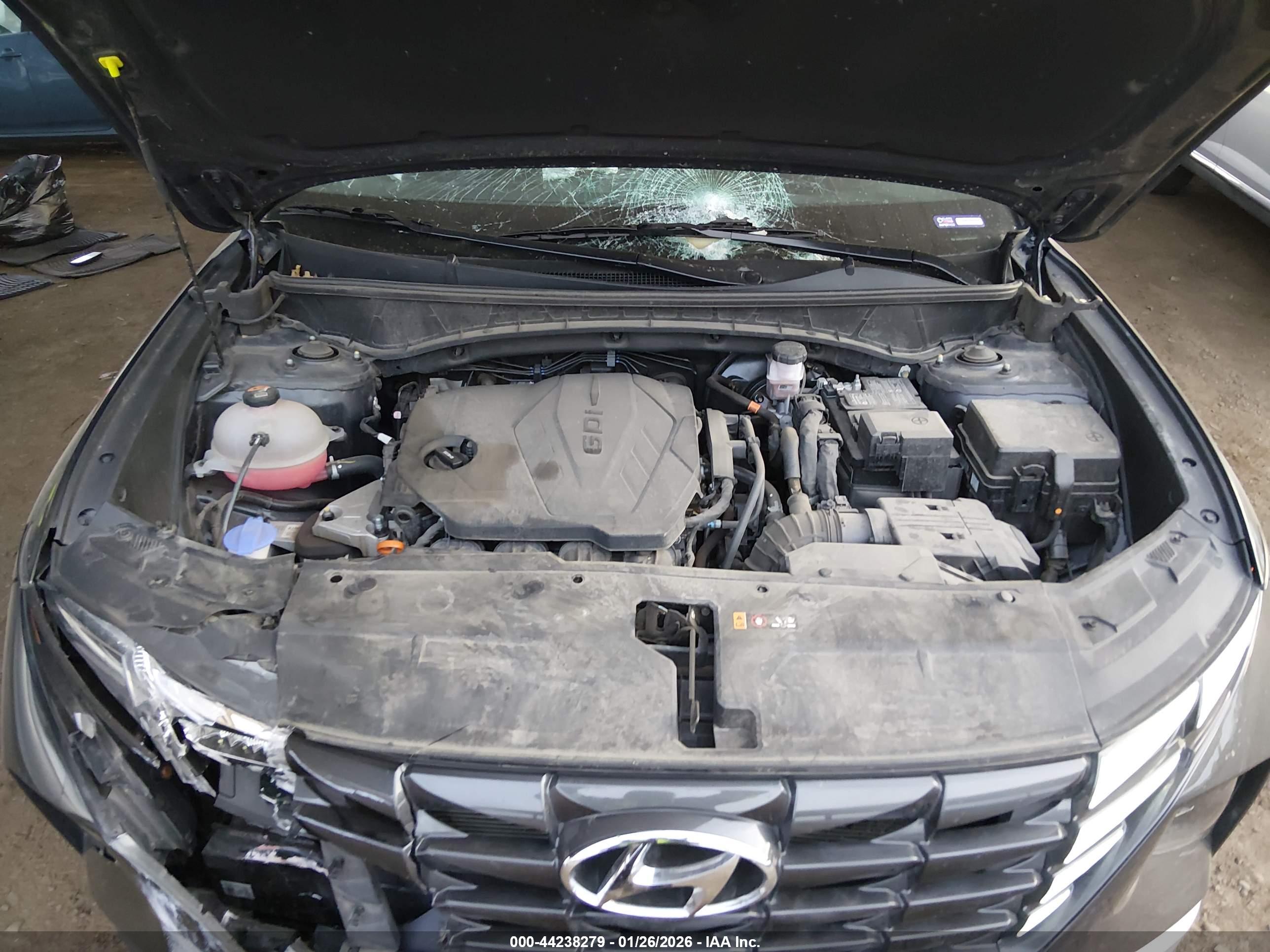 HYUNDAI TUCSON image 10