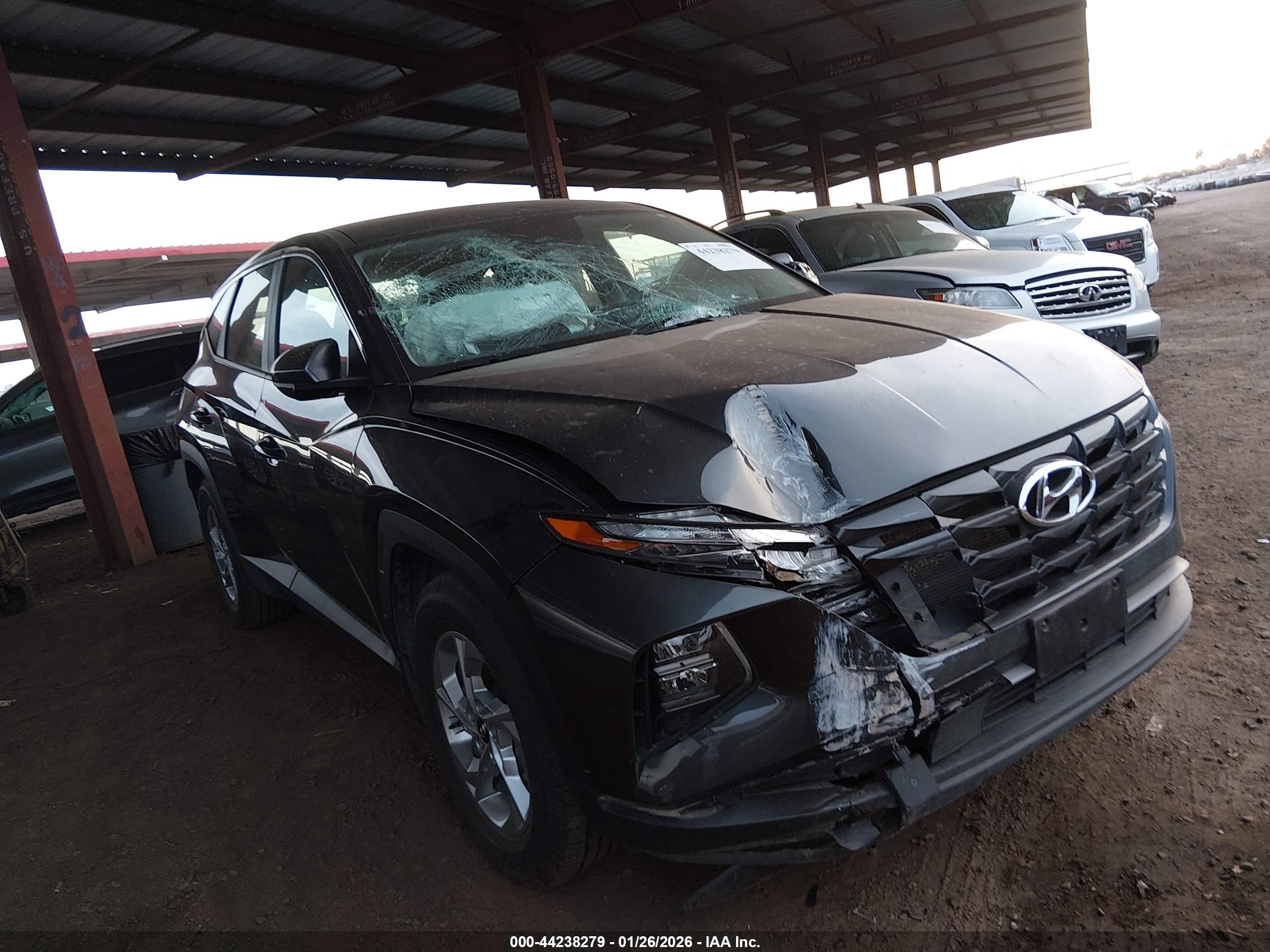 HYUNDAI TUCSON image 6