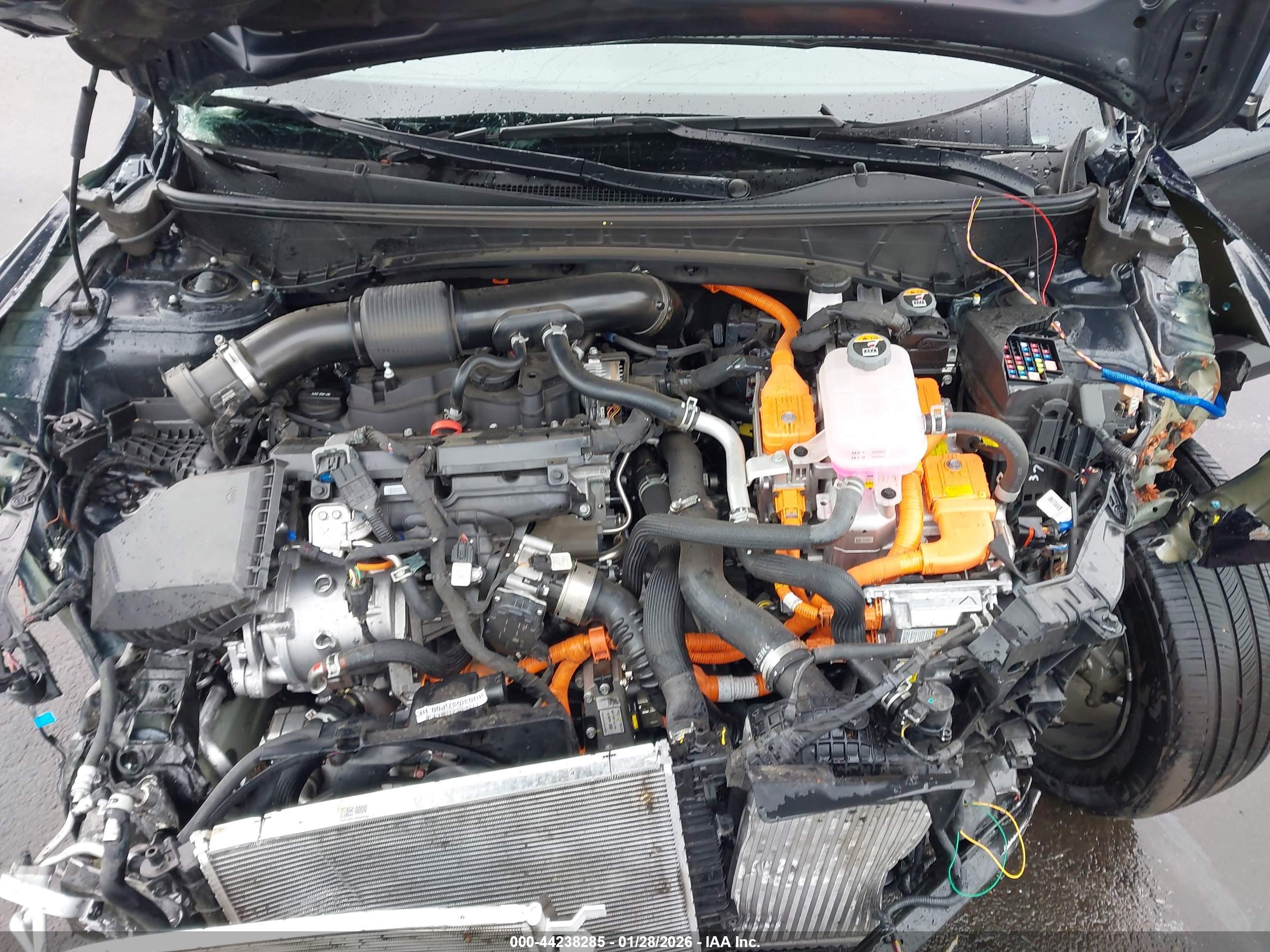 HYUNDAI TUCSON image 10