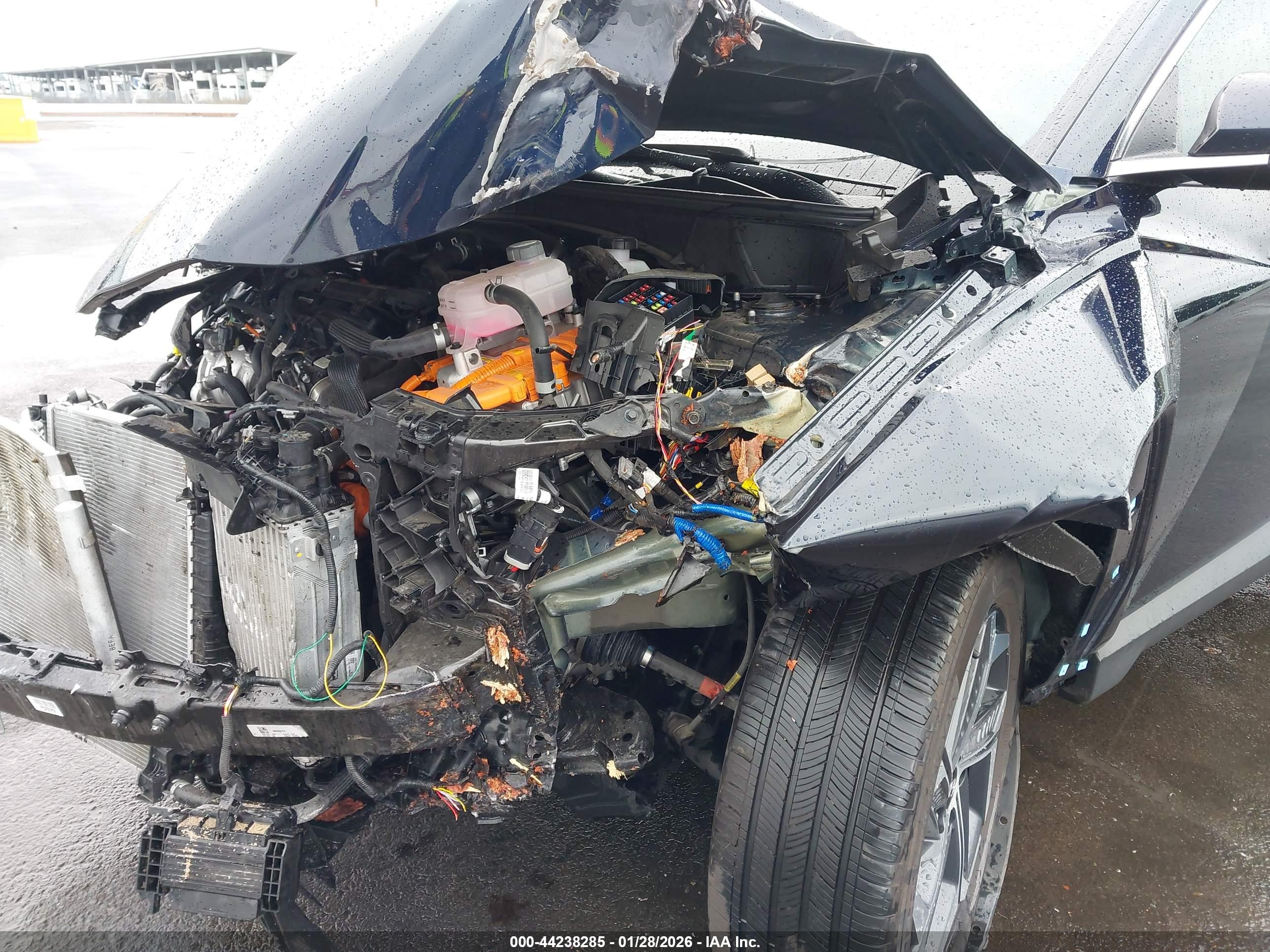 HYUNDAI TUCSON image 6
