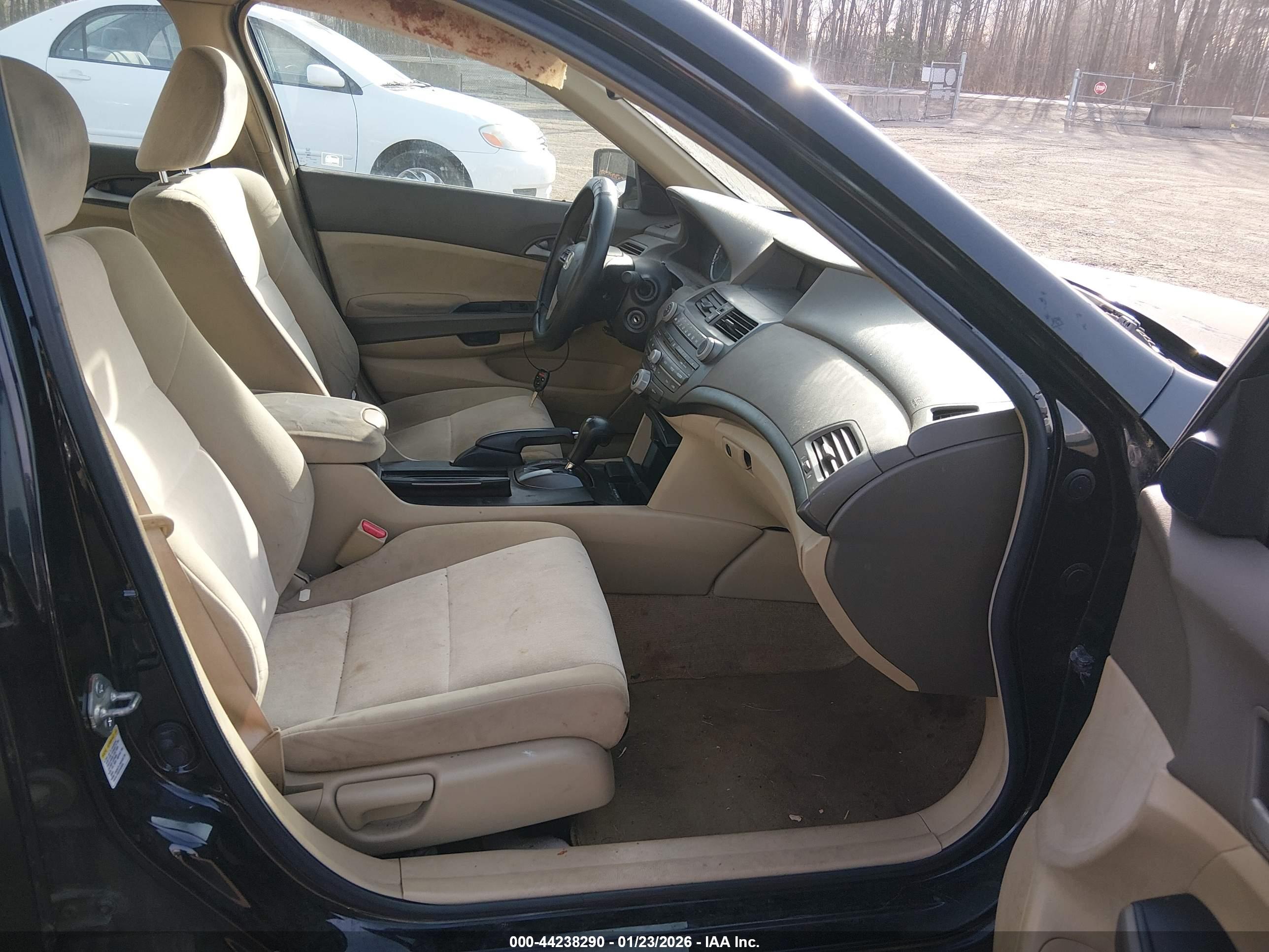HONDA ACCORD image 5