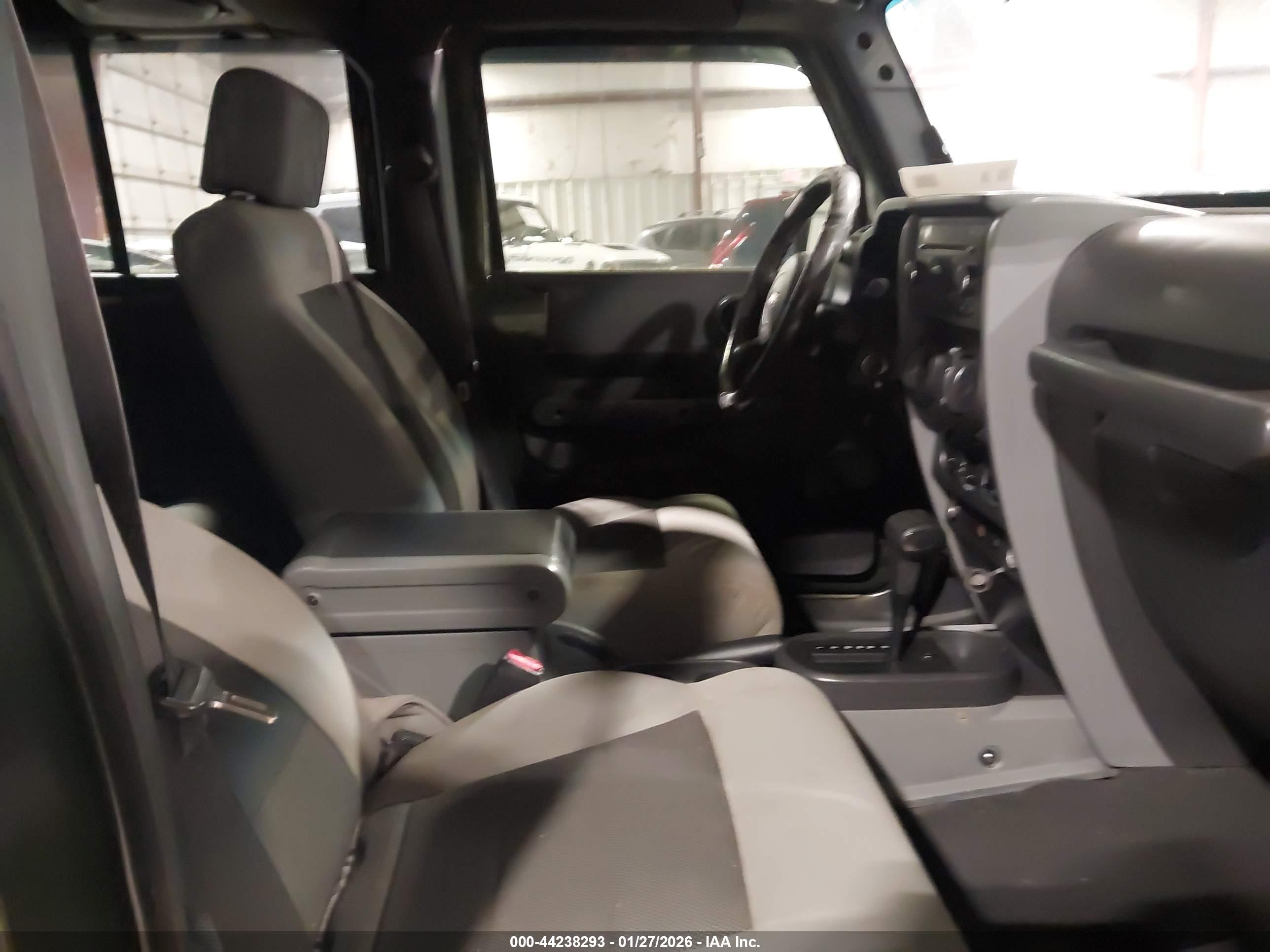 JEEP WRANGLER image 5