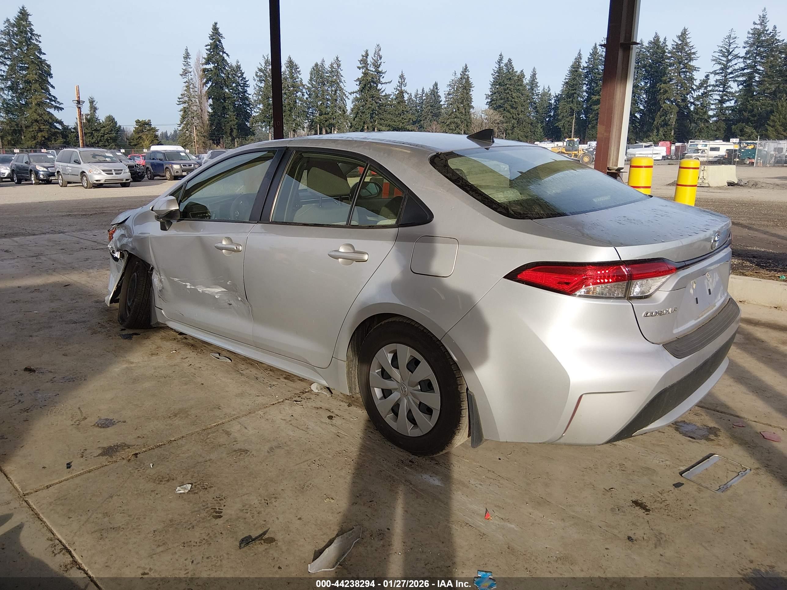 TOYOTA COROLLA image 3