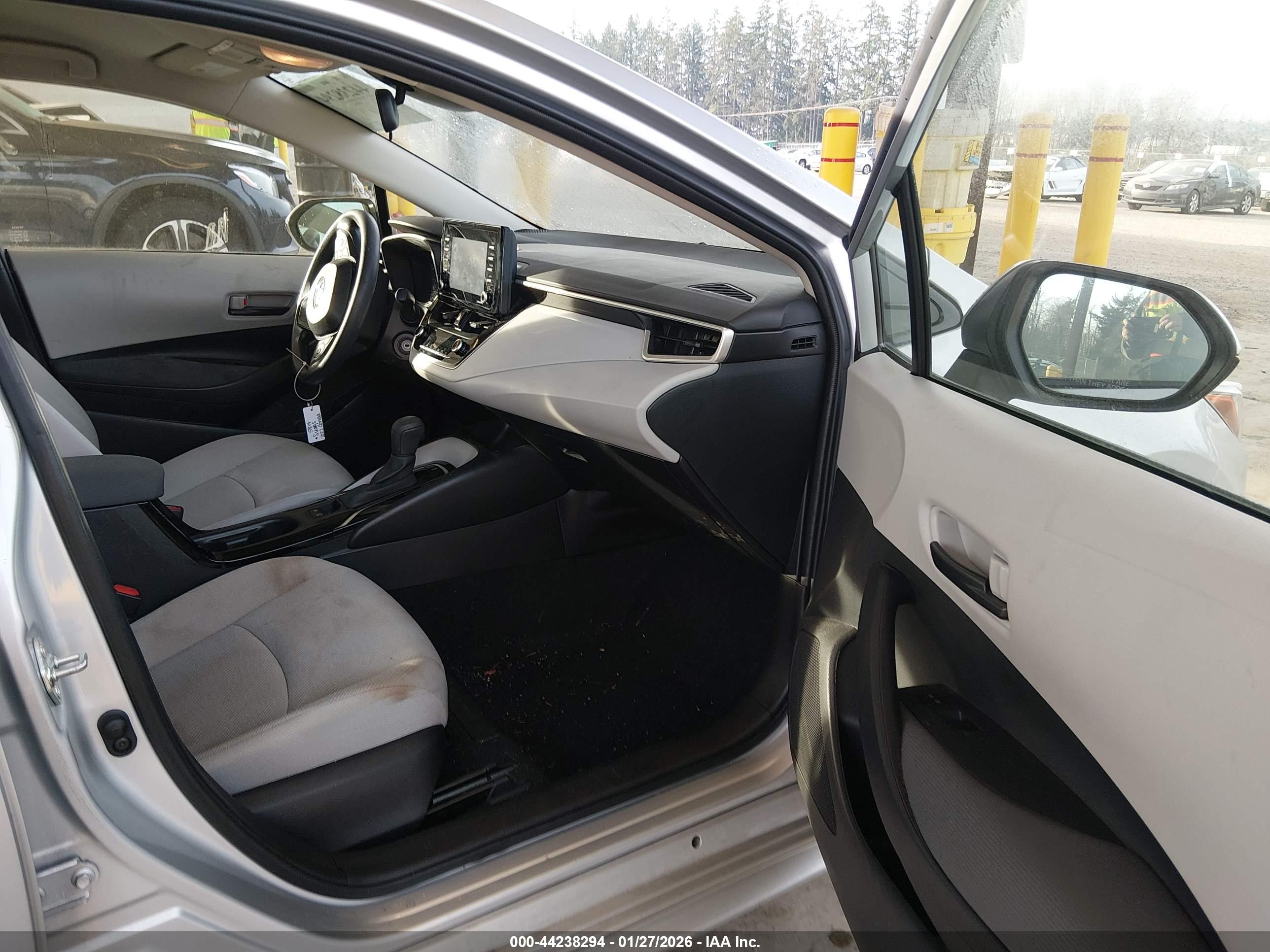 TOYOTA COROLLA image 5
