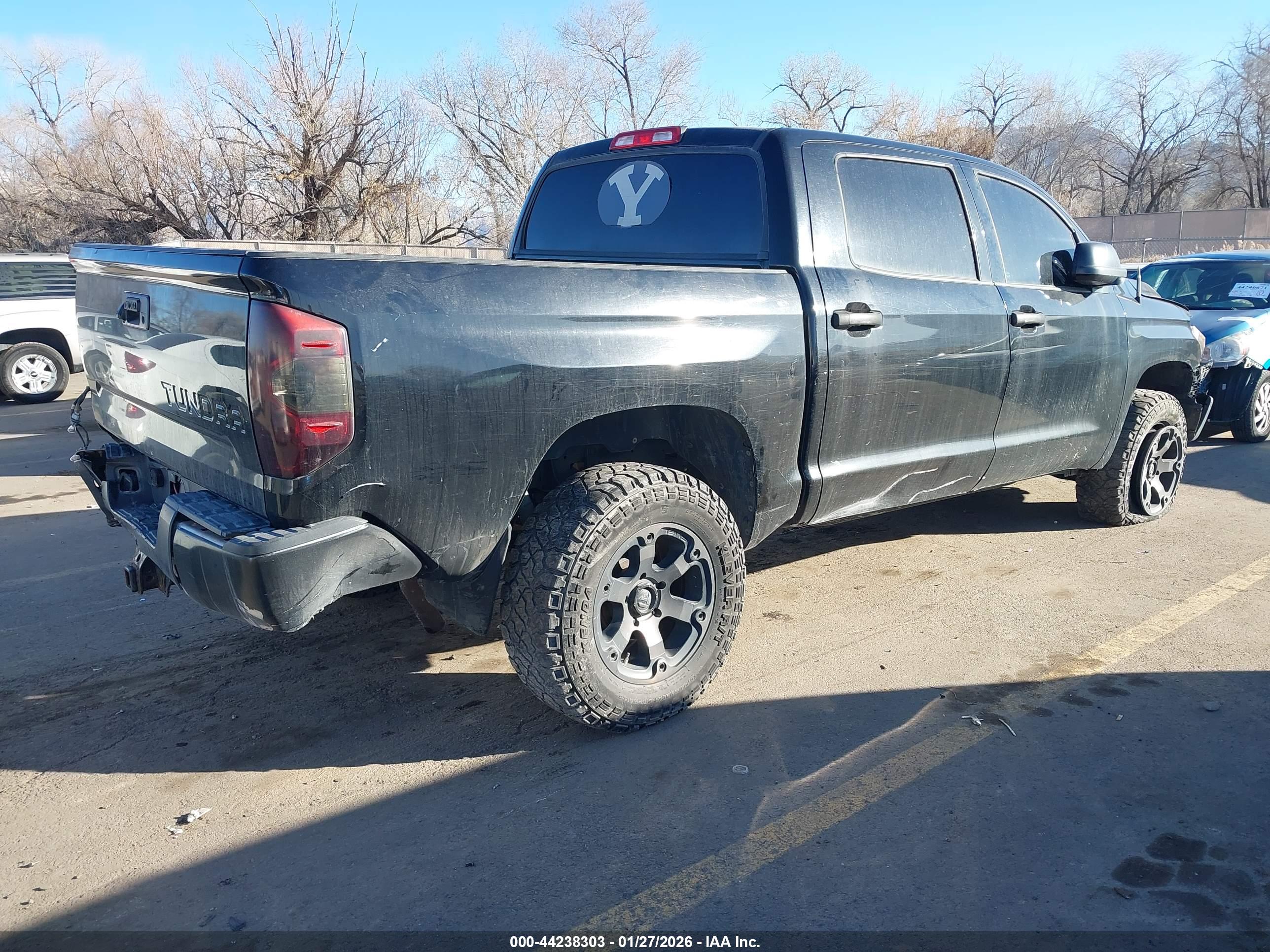 TOYOTA TUNDRA image 4