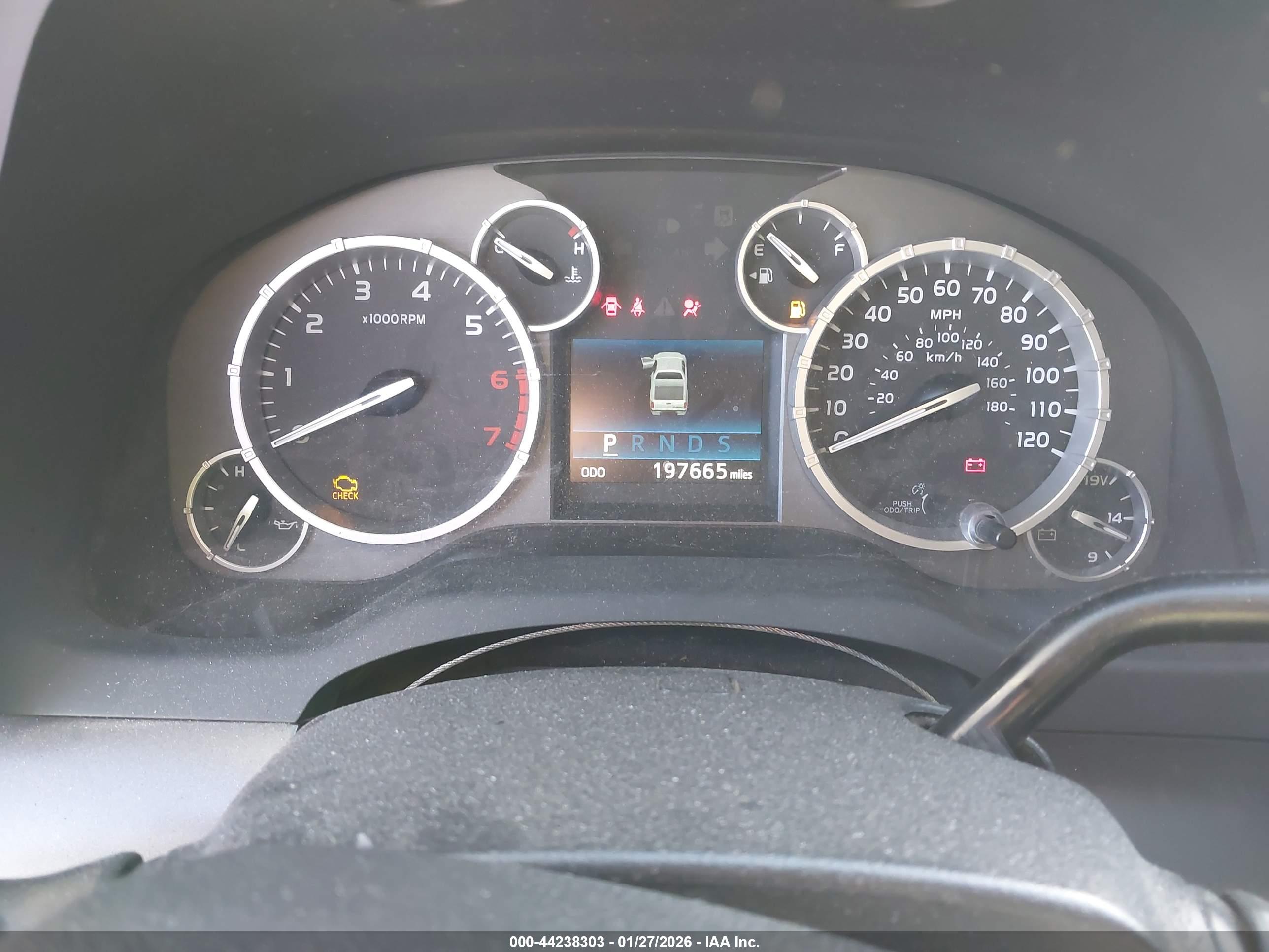 TOYOTA TUNDRA image 7