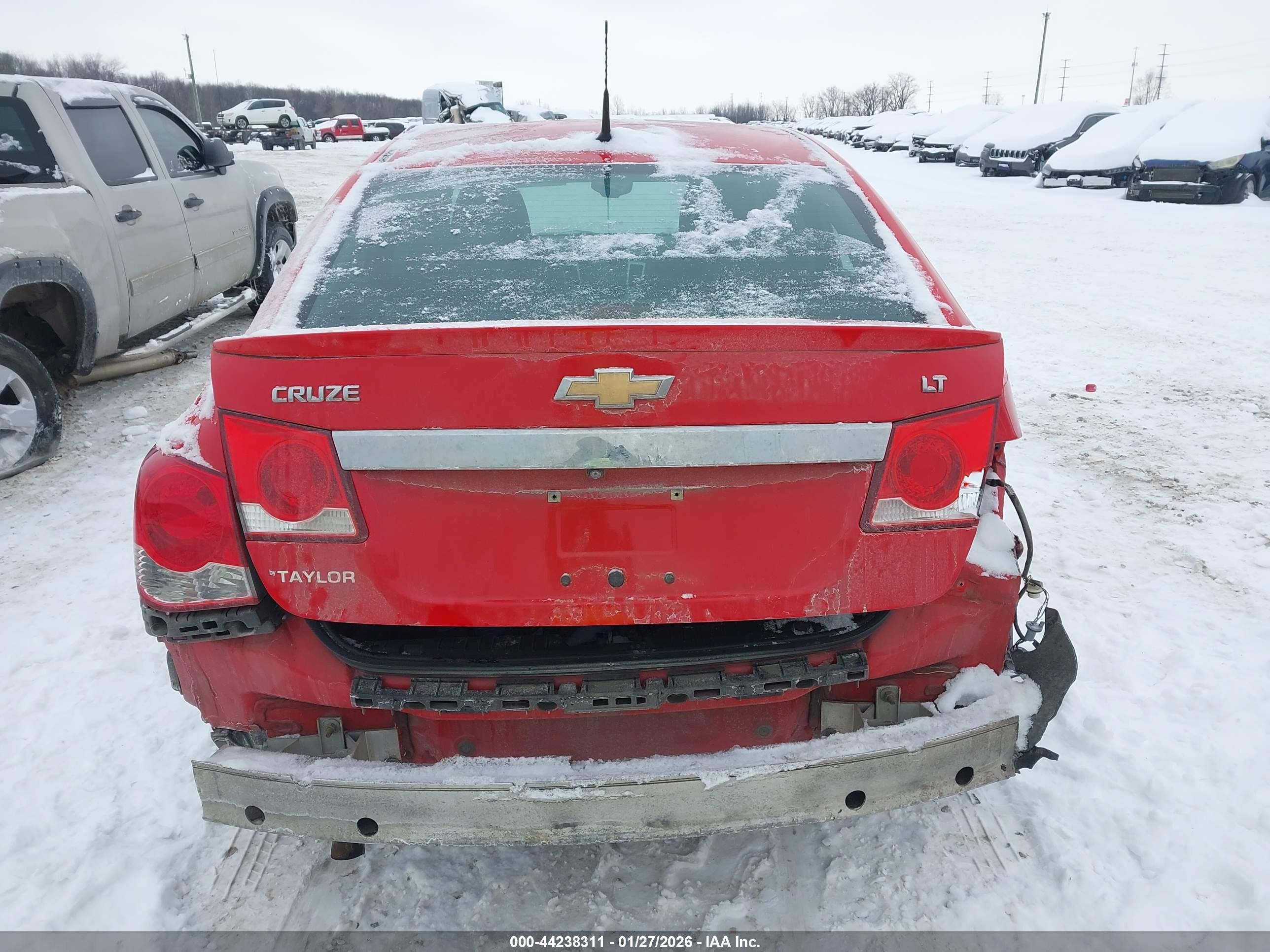 CHEVROLET CRUZE image 6