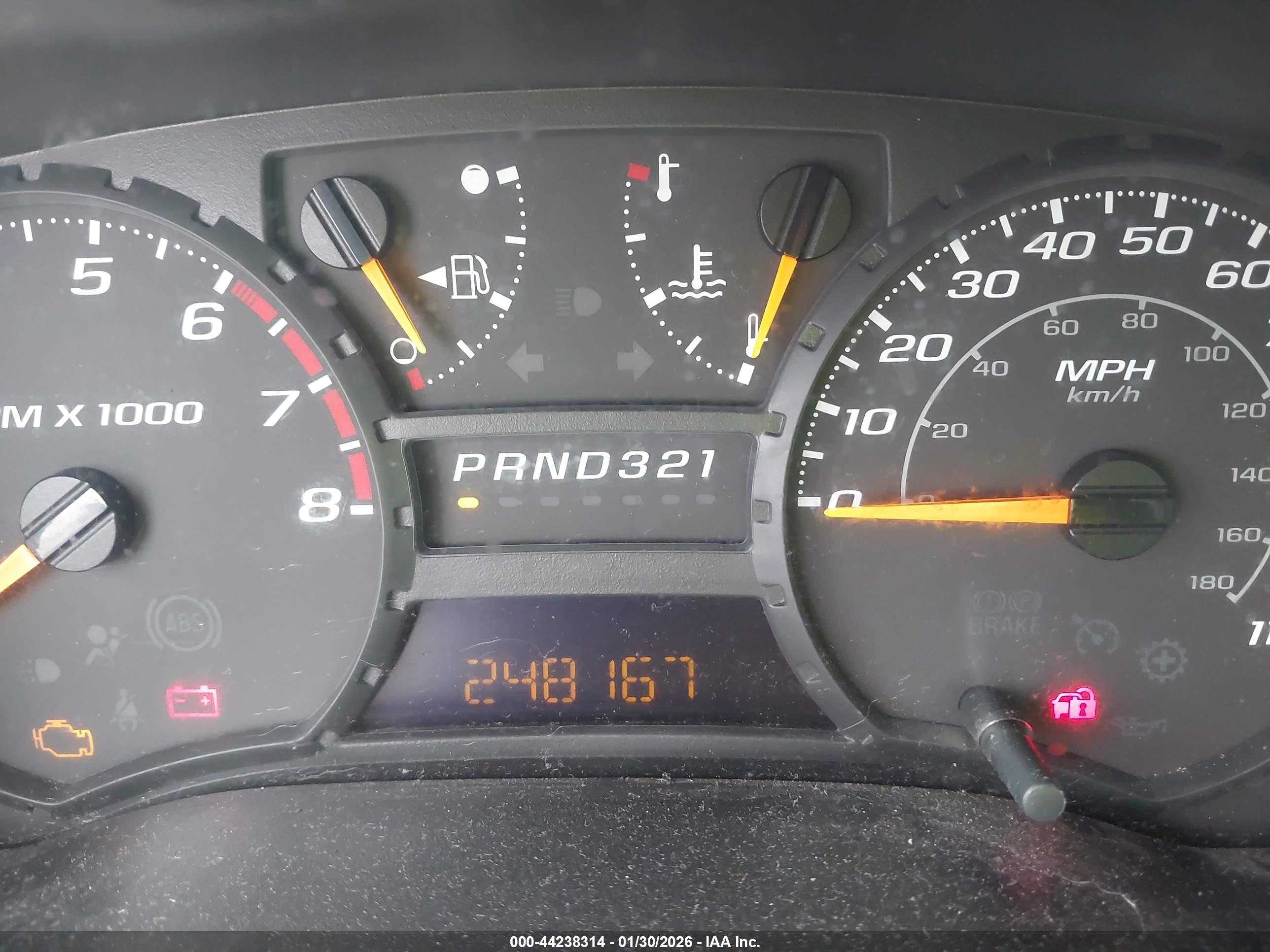 CHEVROLET COLORADO image 7