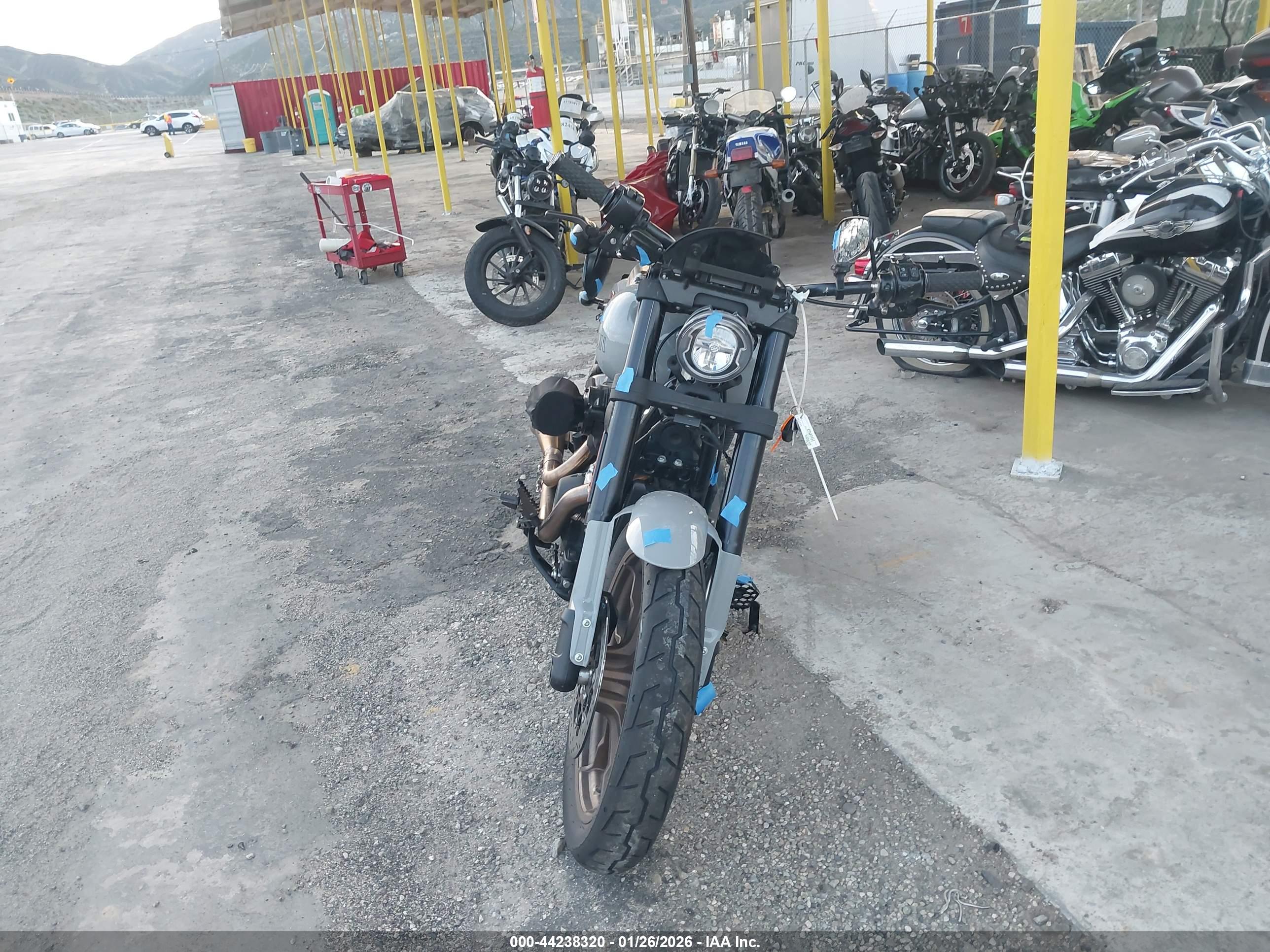 HARLEY-DAVIDSON FXLRS image 5
