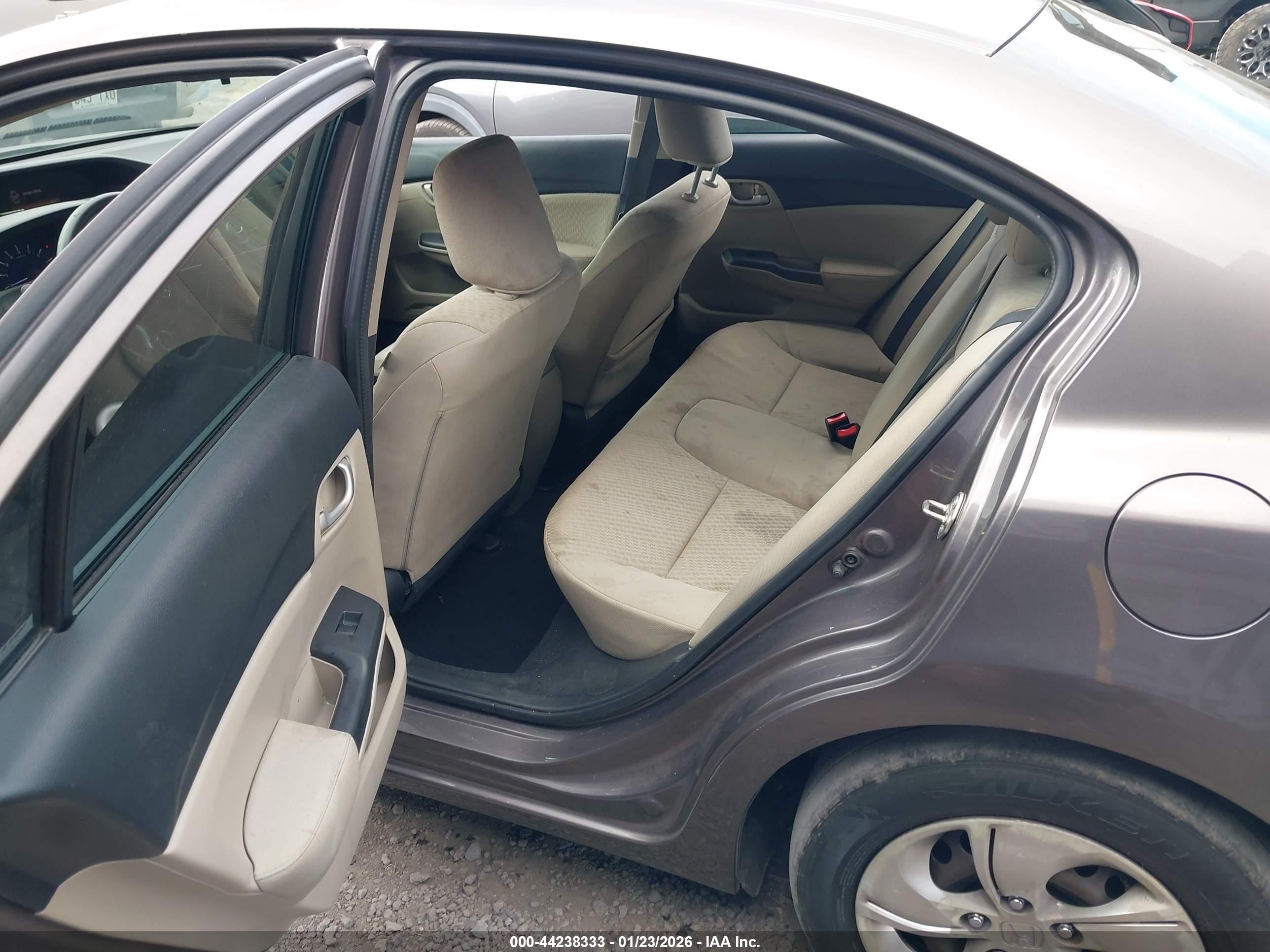 HONDA CIVIC image 8