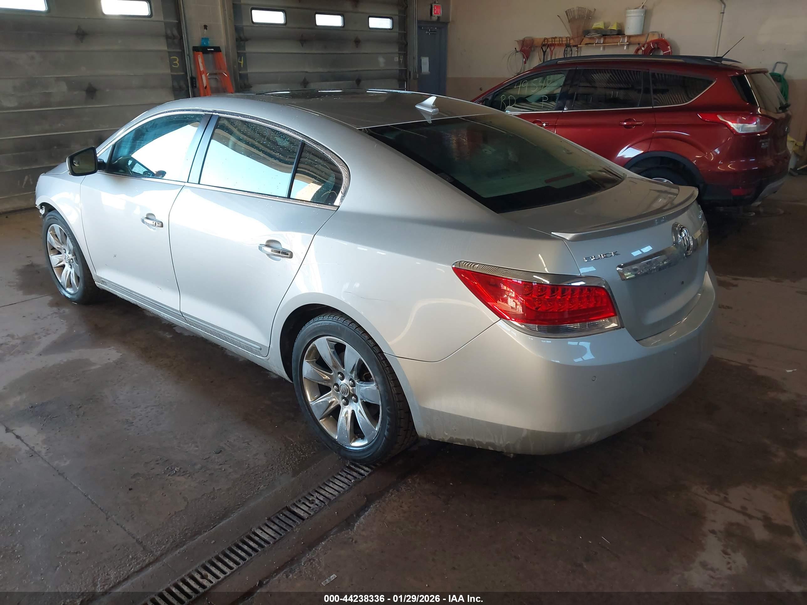 BUICK LACROSSE image 3