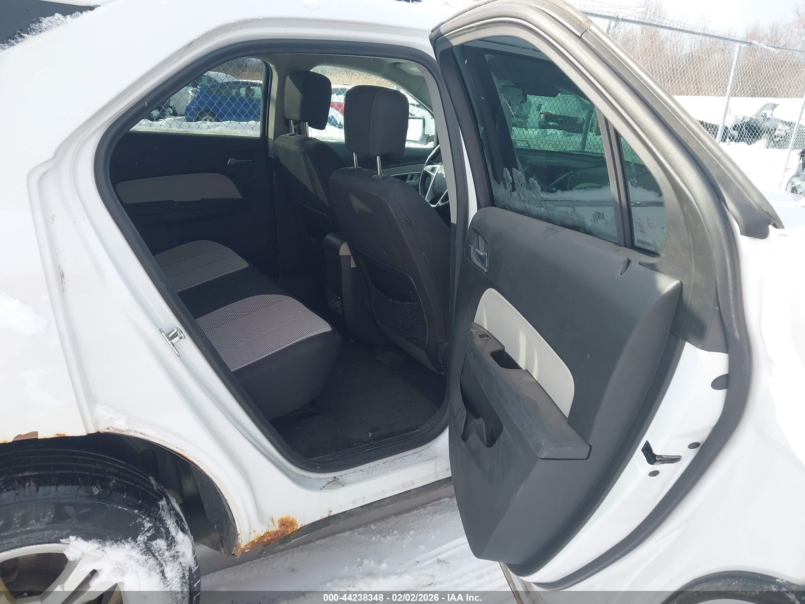 CHEVROLET EQUINOX image 8