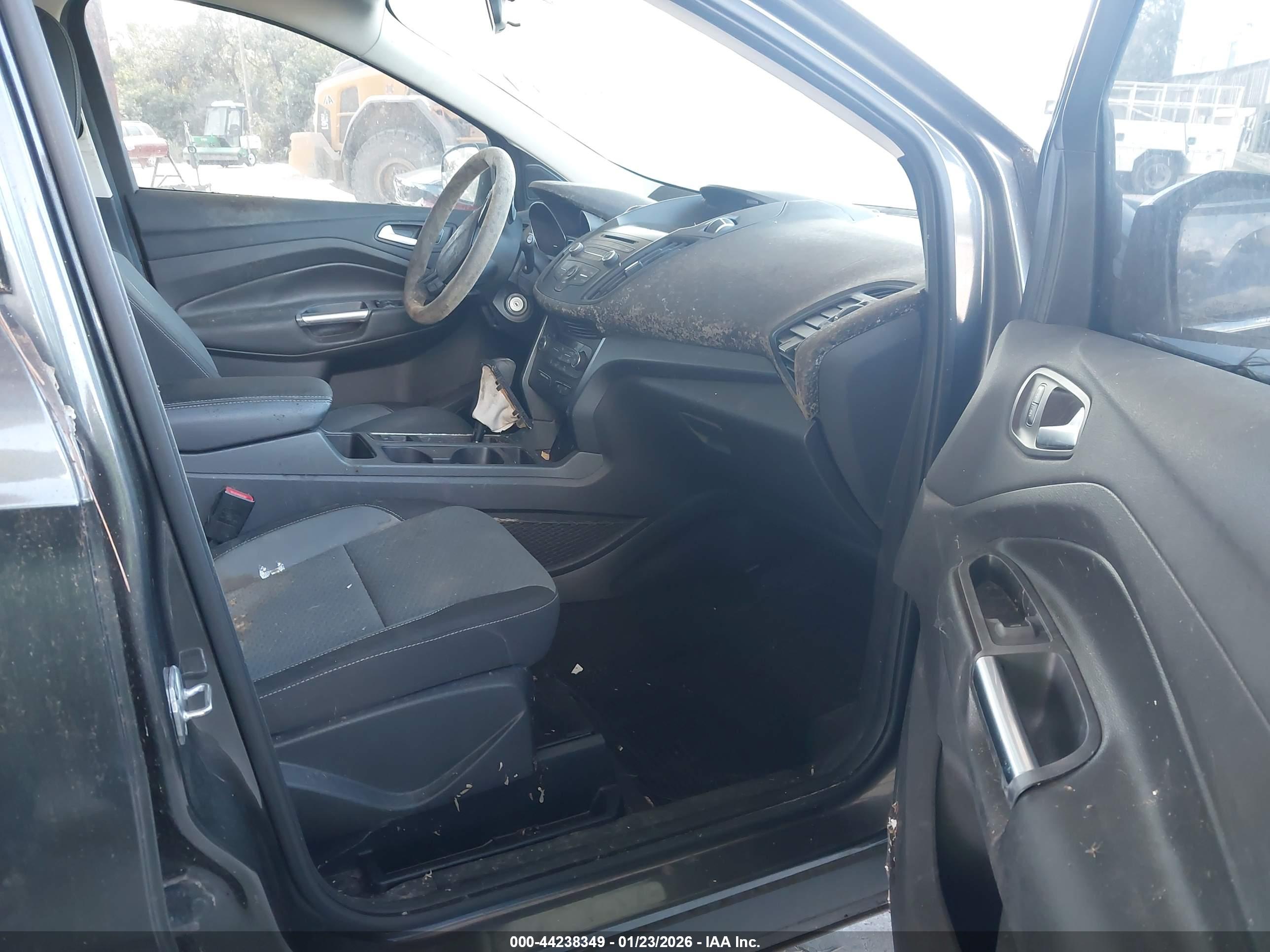 FORD ESCAPE image 5