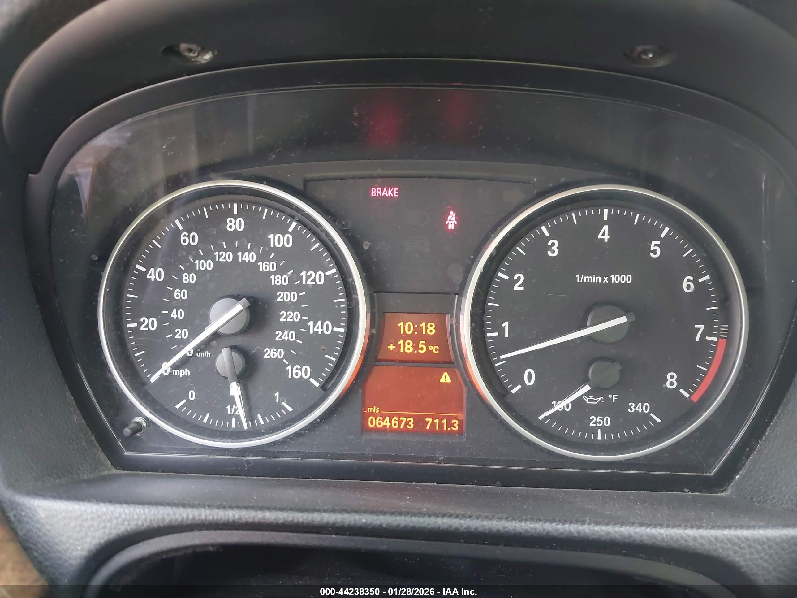 BMW 335I image 7