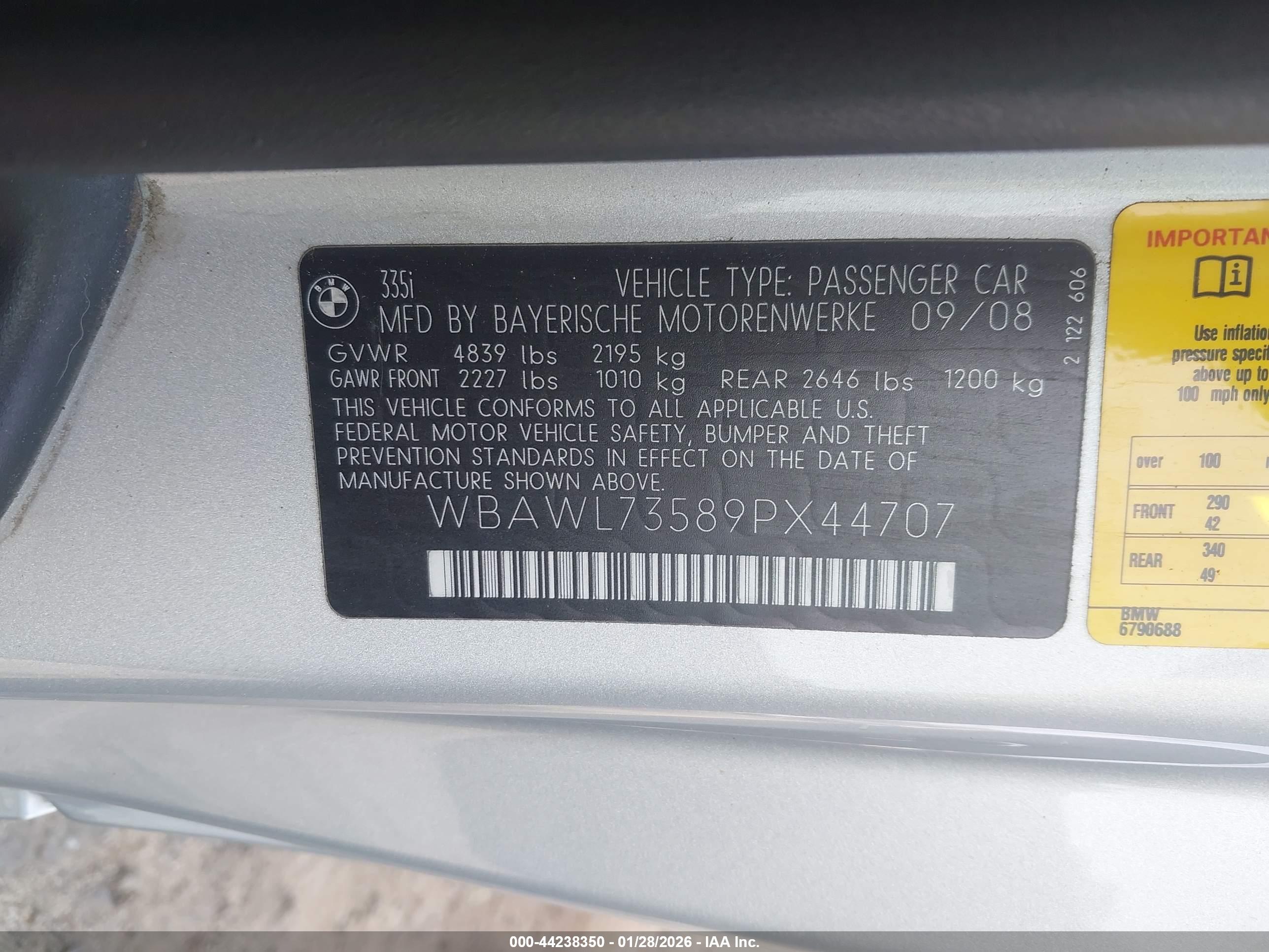 BMW 335I image 9