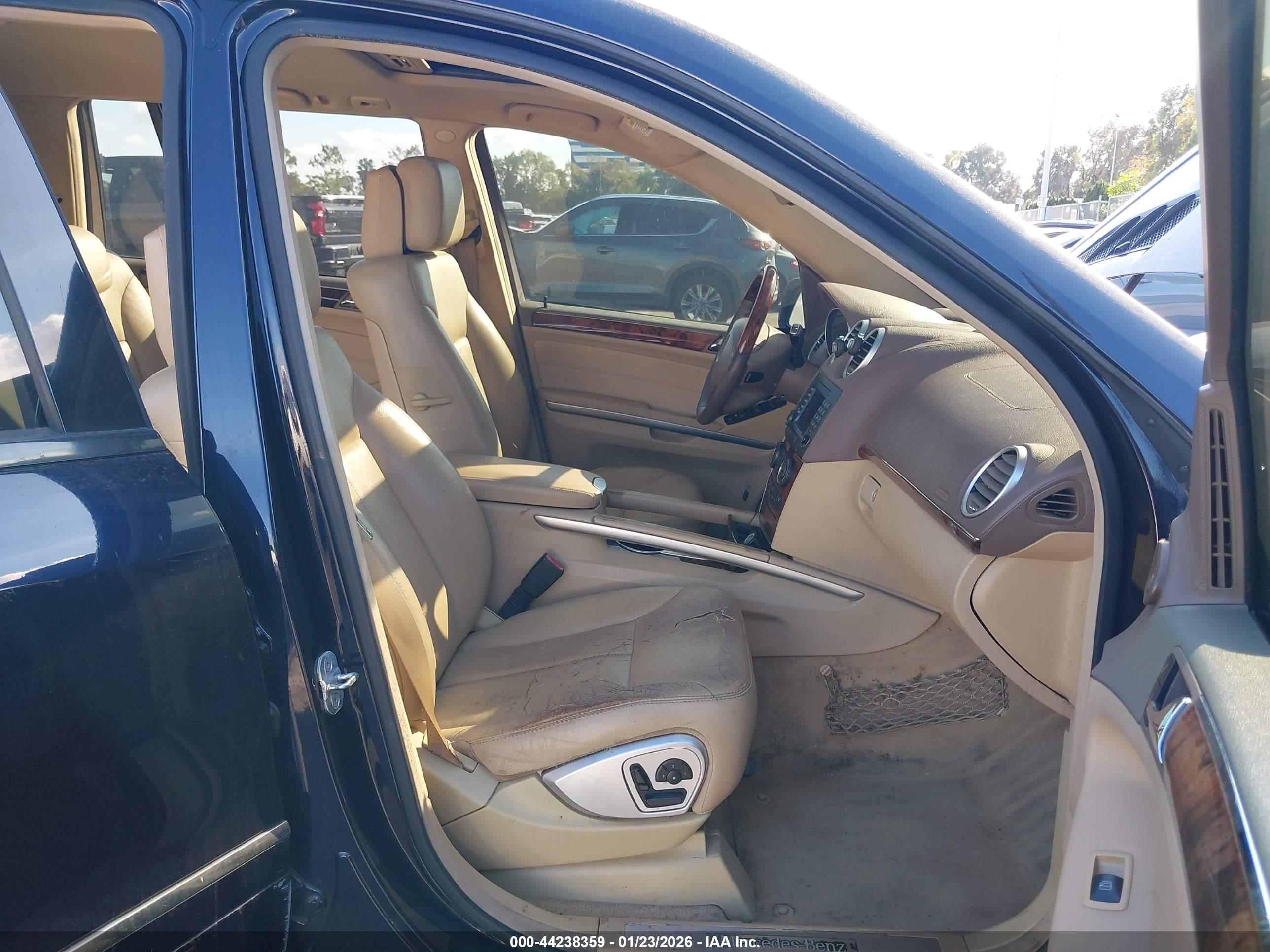 MERCEDES-BENZ GL image 5