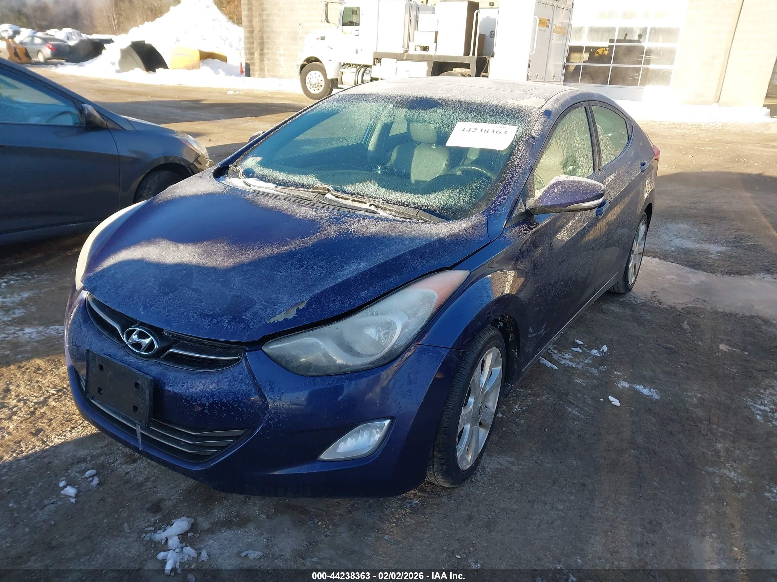 HYUNDAI ELANTRA image 2