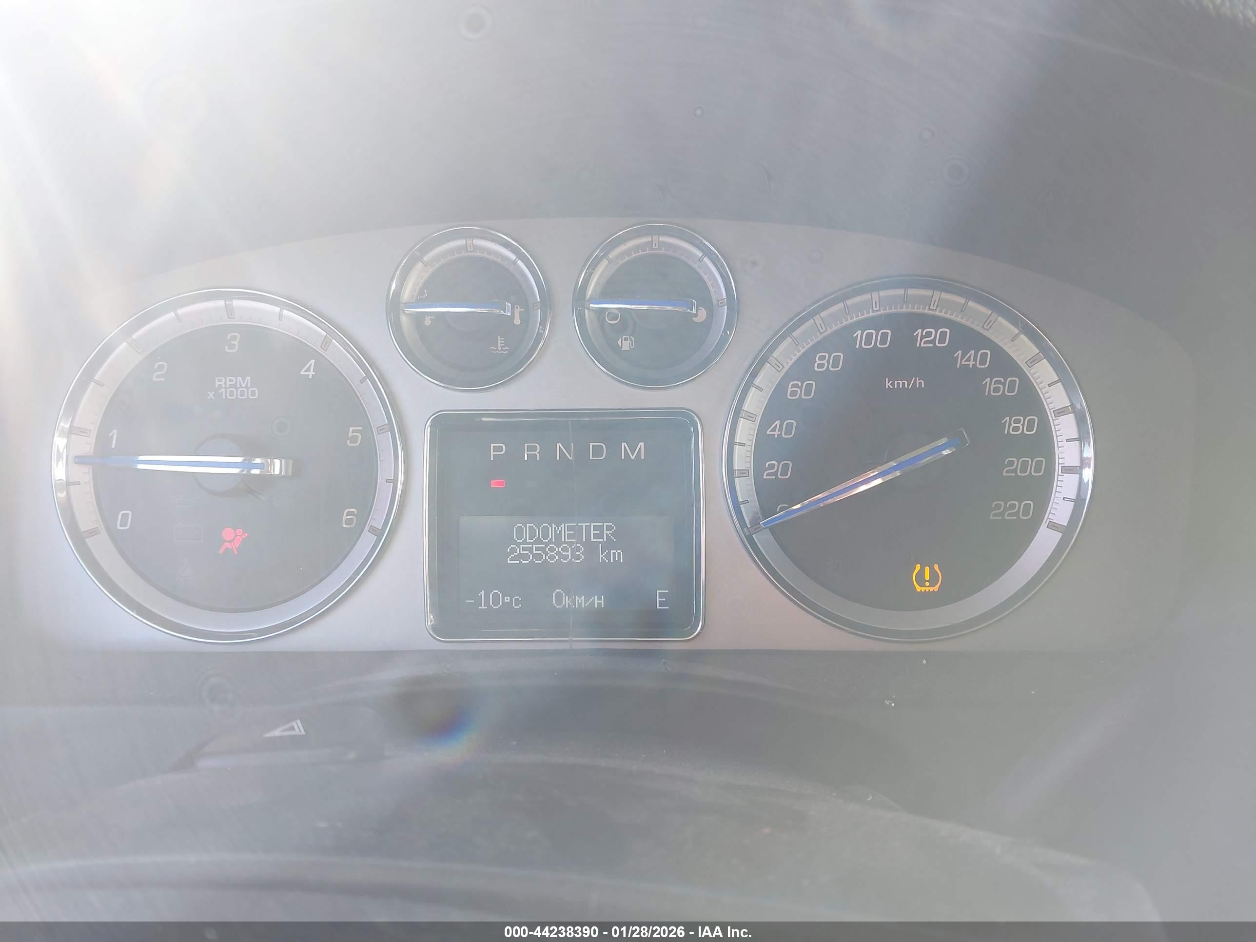 CADILLAC ESCALADE image 7