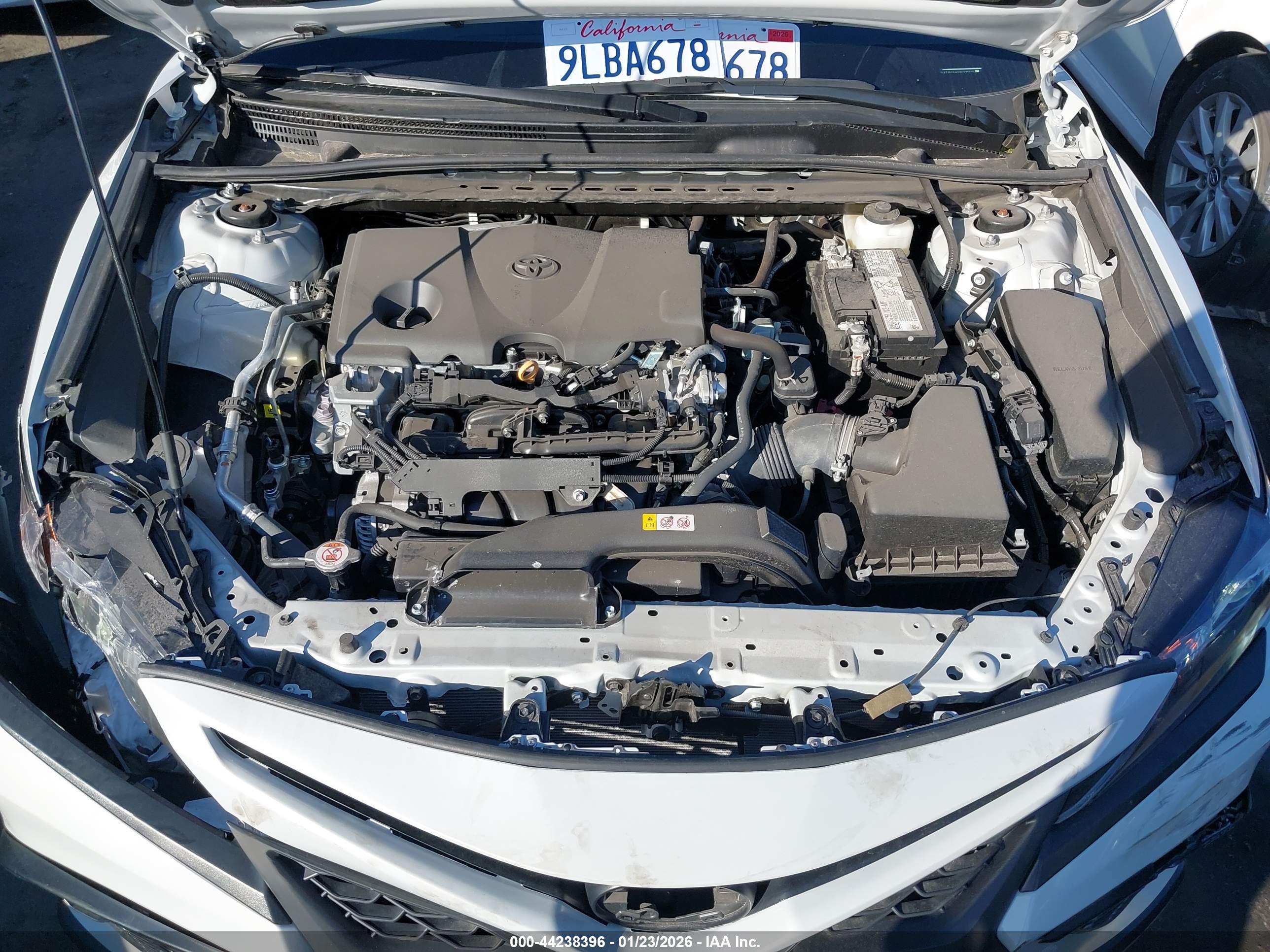 TOYOTA CAMRY image 10