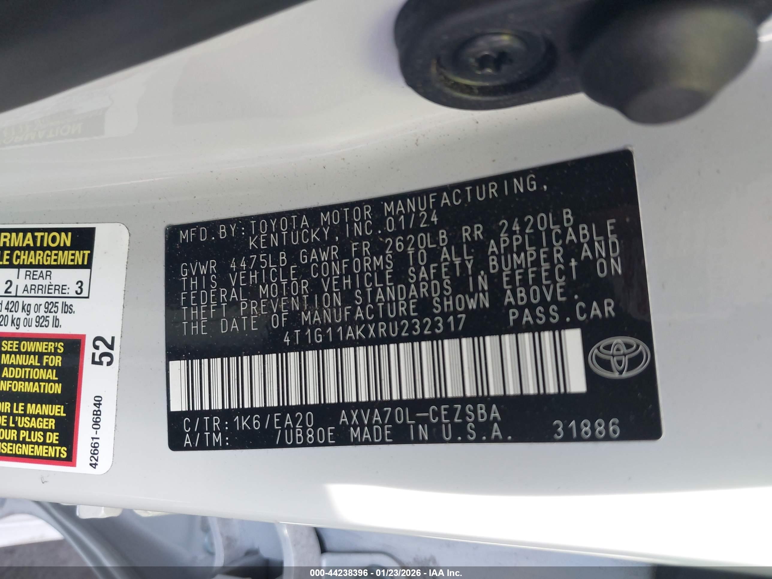 TOYOTA CAMRY image 9