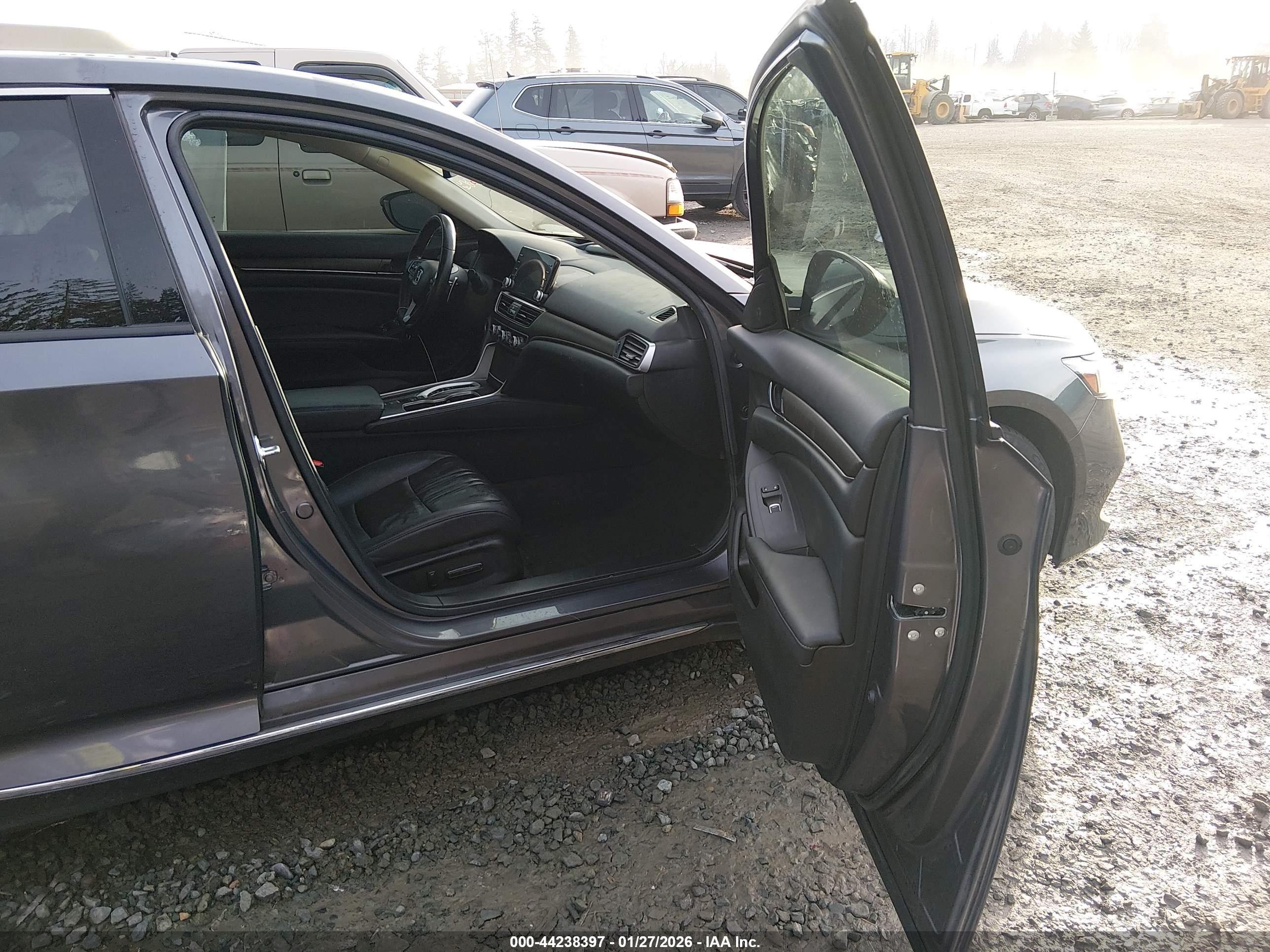 HONDA ACCORD image 5