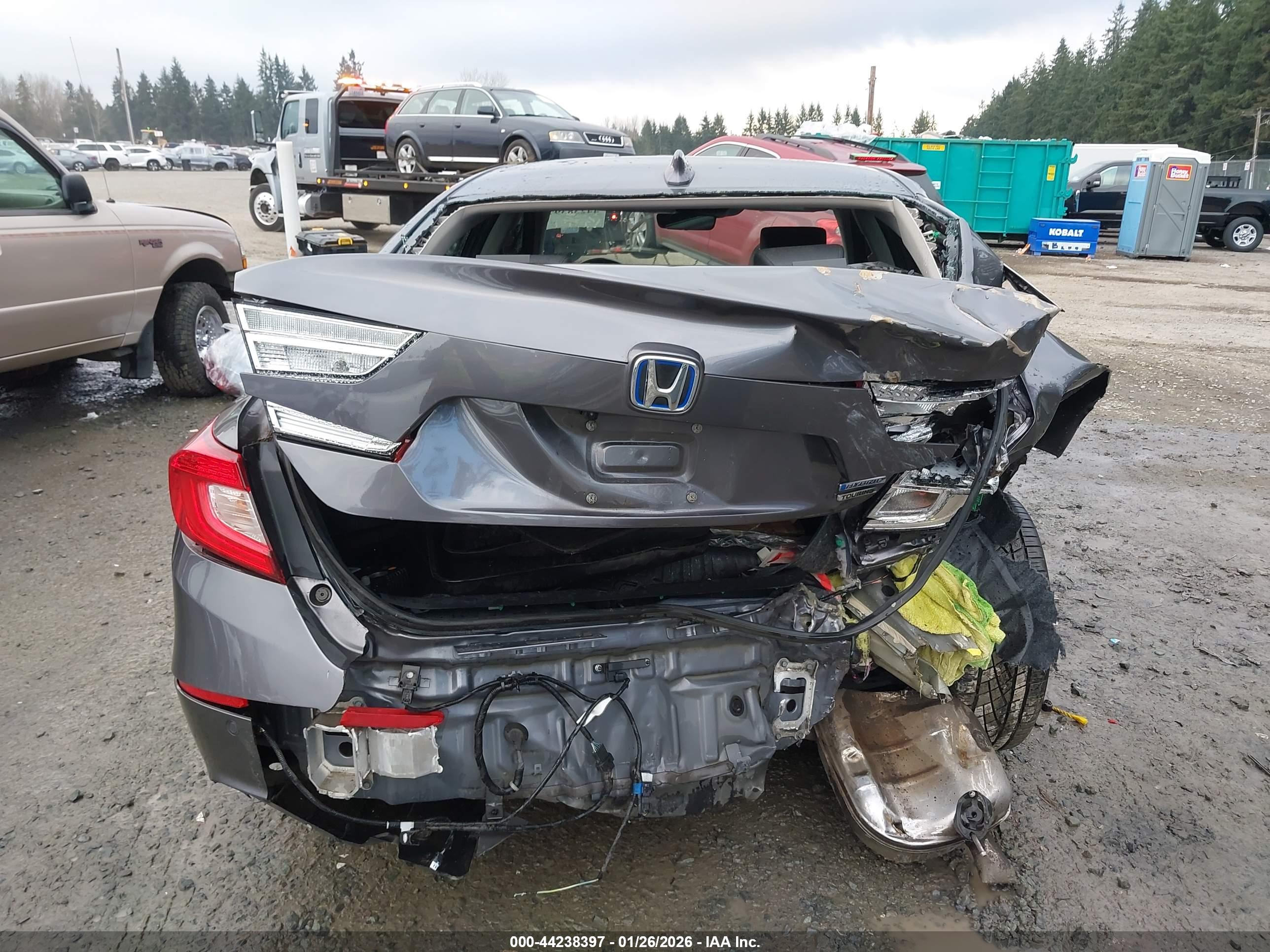 HONDA ACCORD image 6