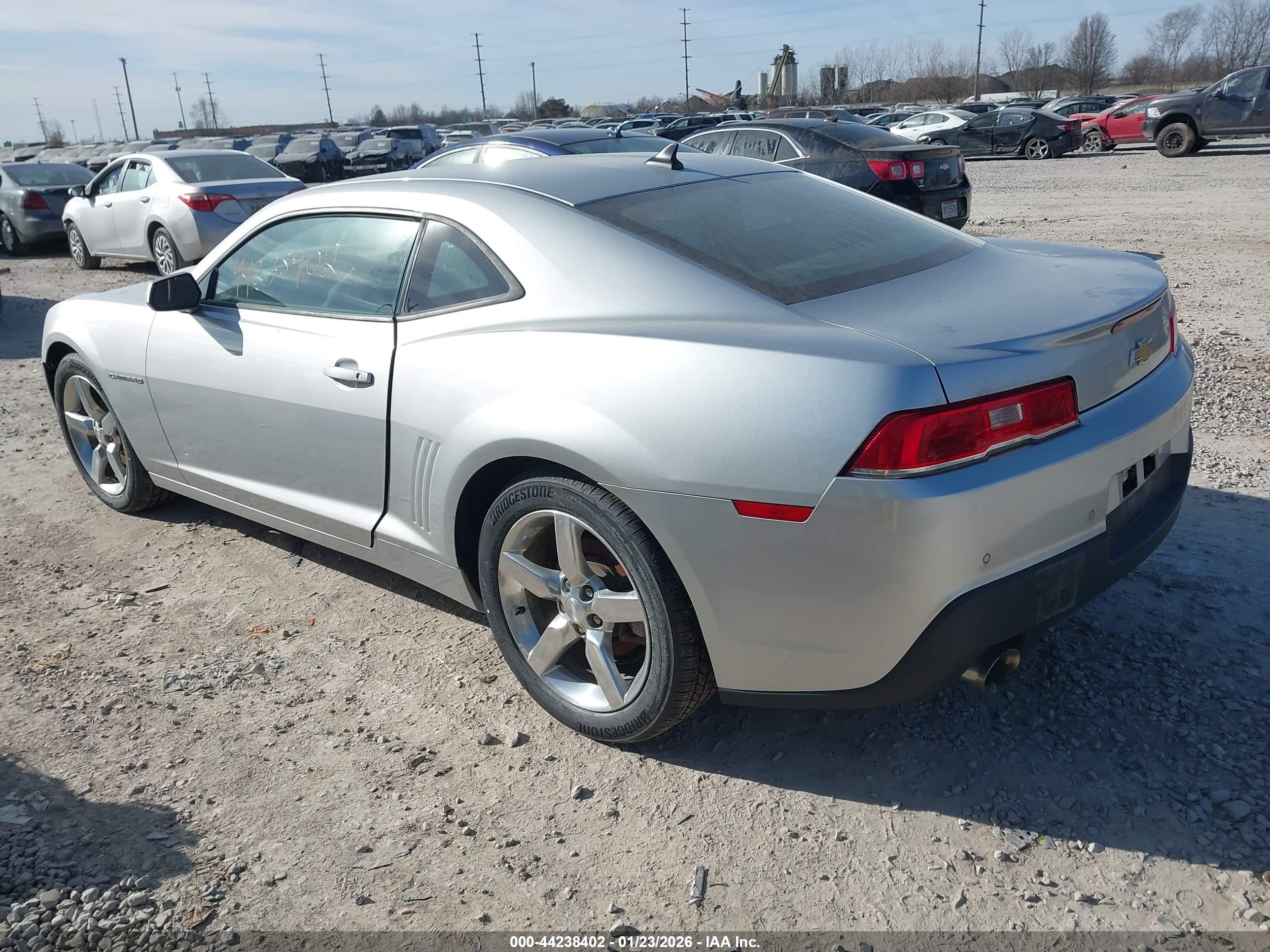 CHEVROLET CAMARO image 3