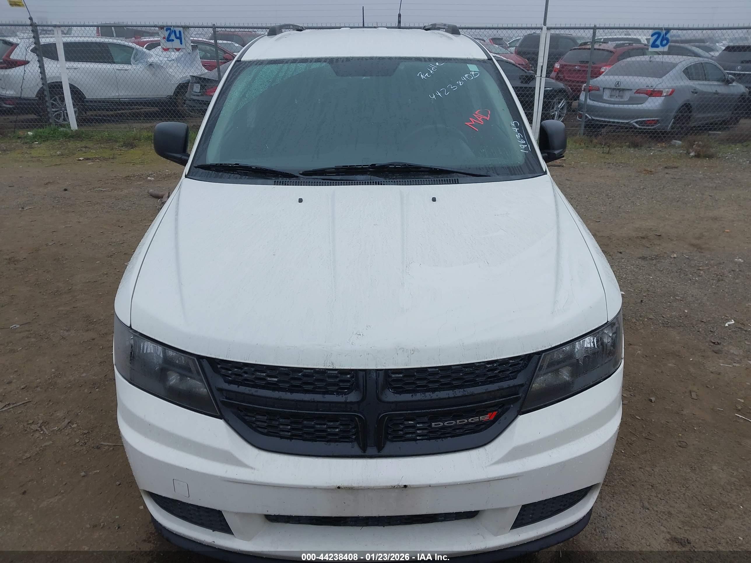 DODGE JOURNEY image 6