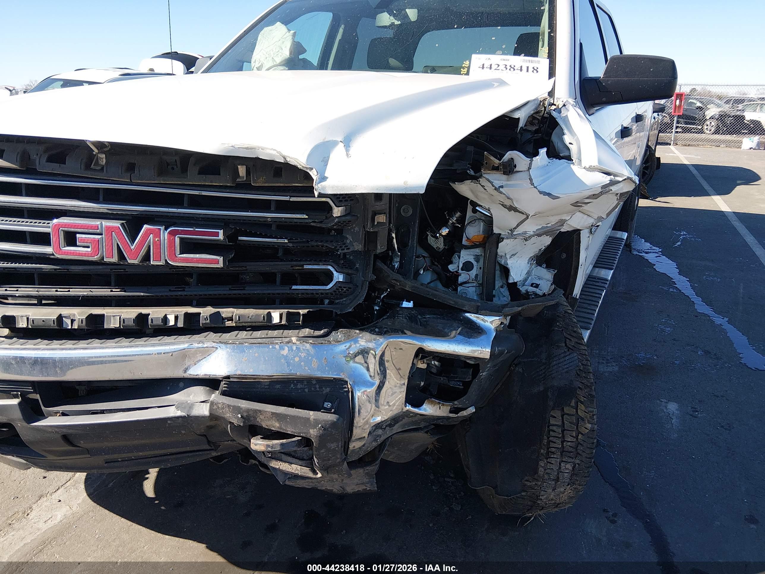 GMC SIERRA image 6
