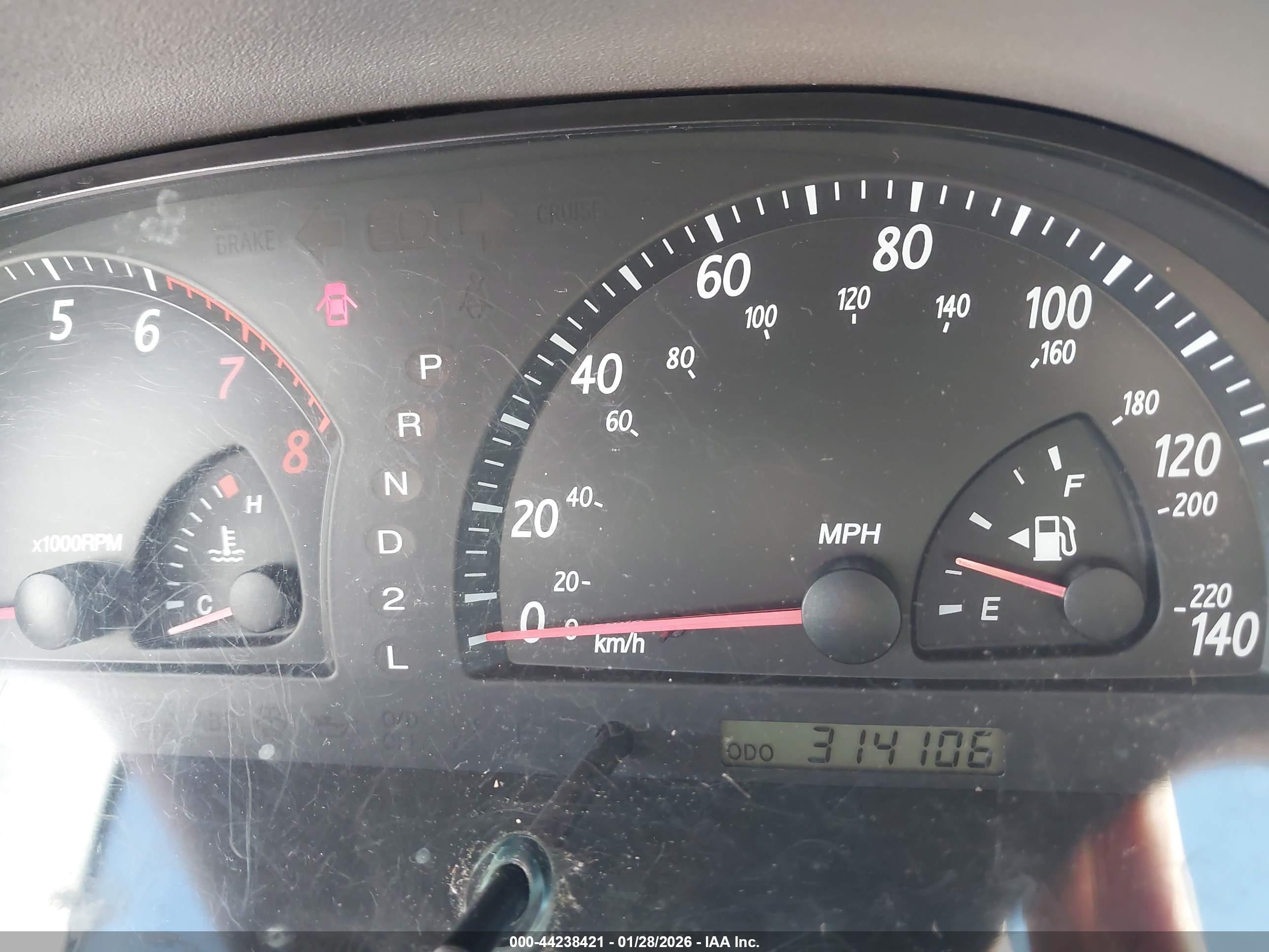 TOYOTA CAMRY image 7