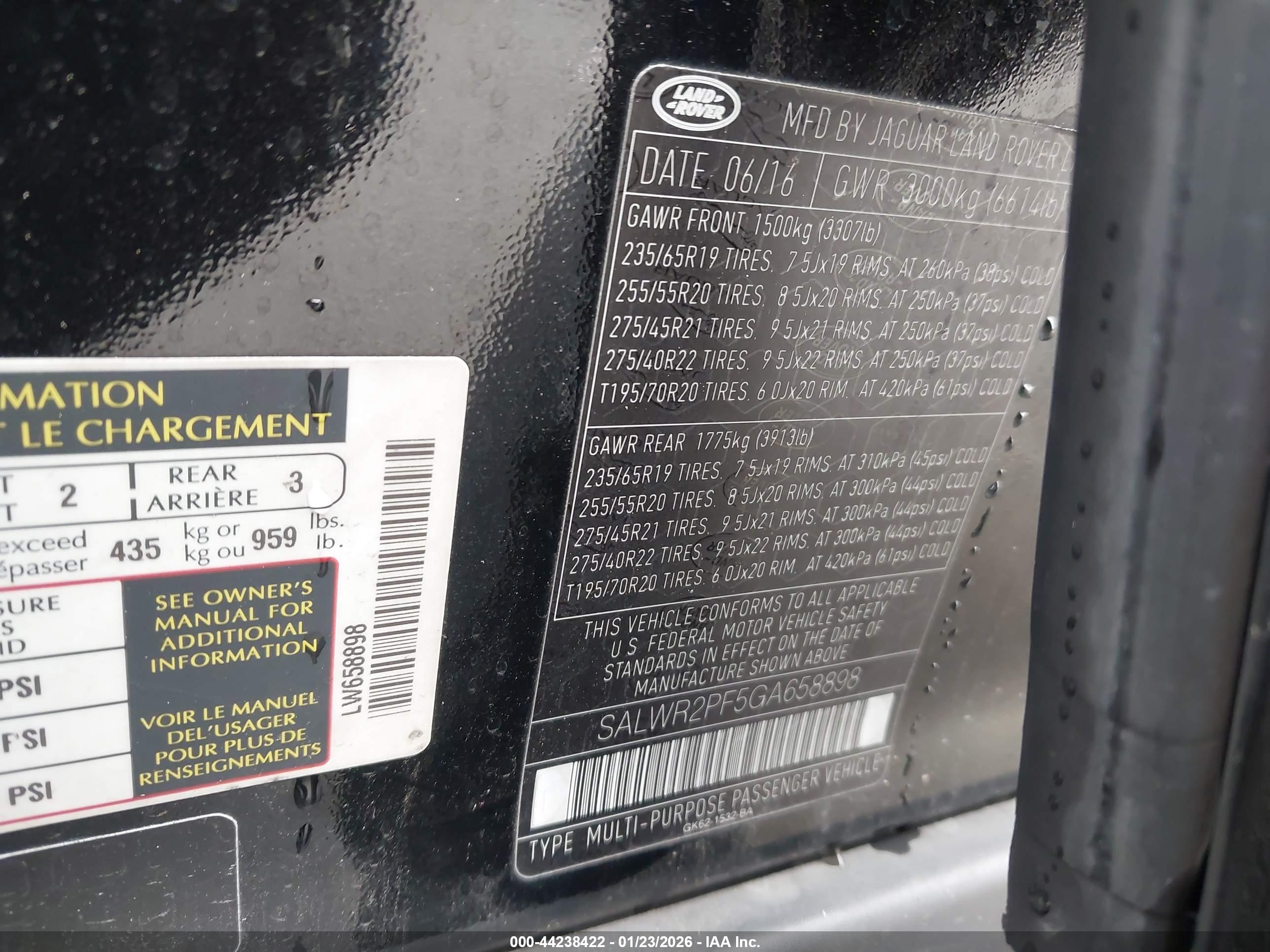 LAND ROVER image 9