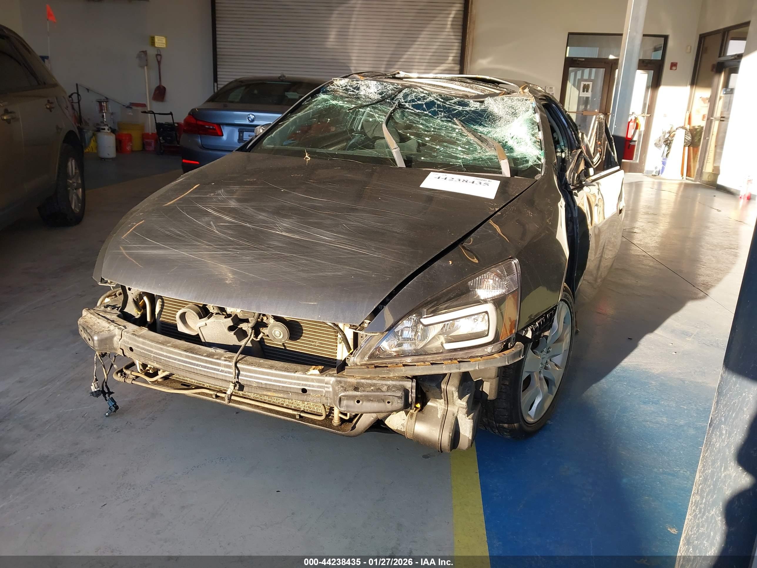 HONDA ACCORD image 2
