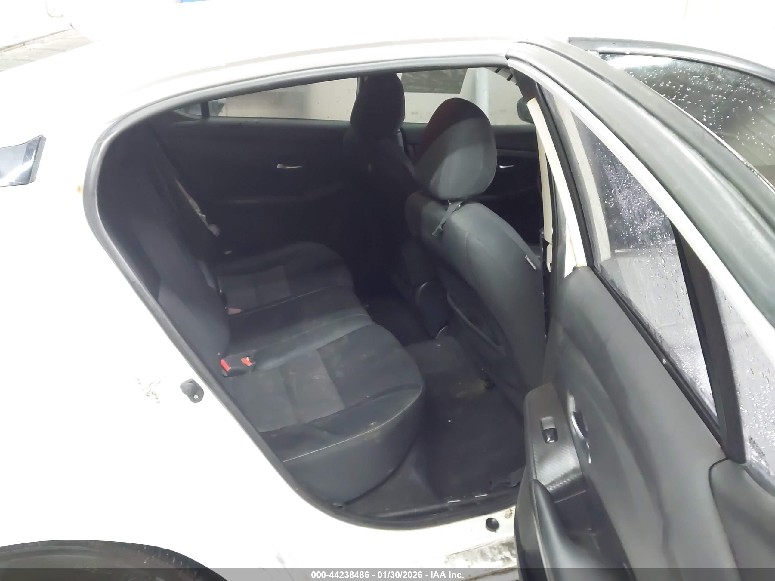 NISSAN SENTRA image 8