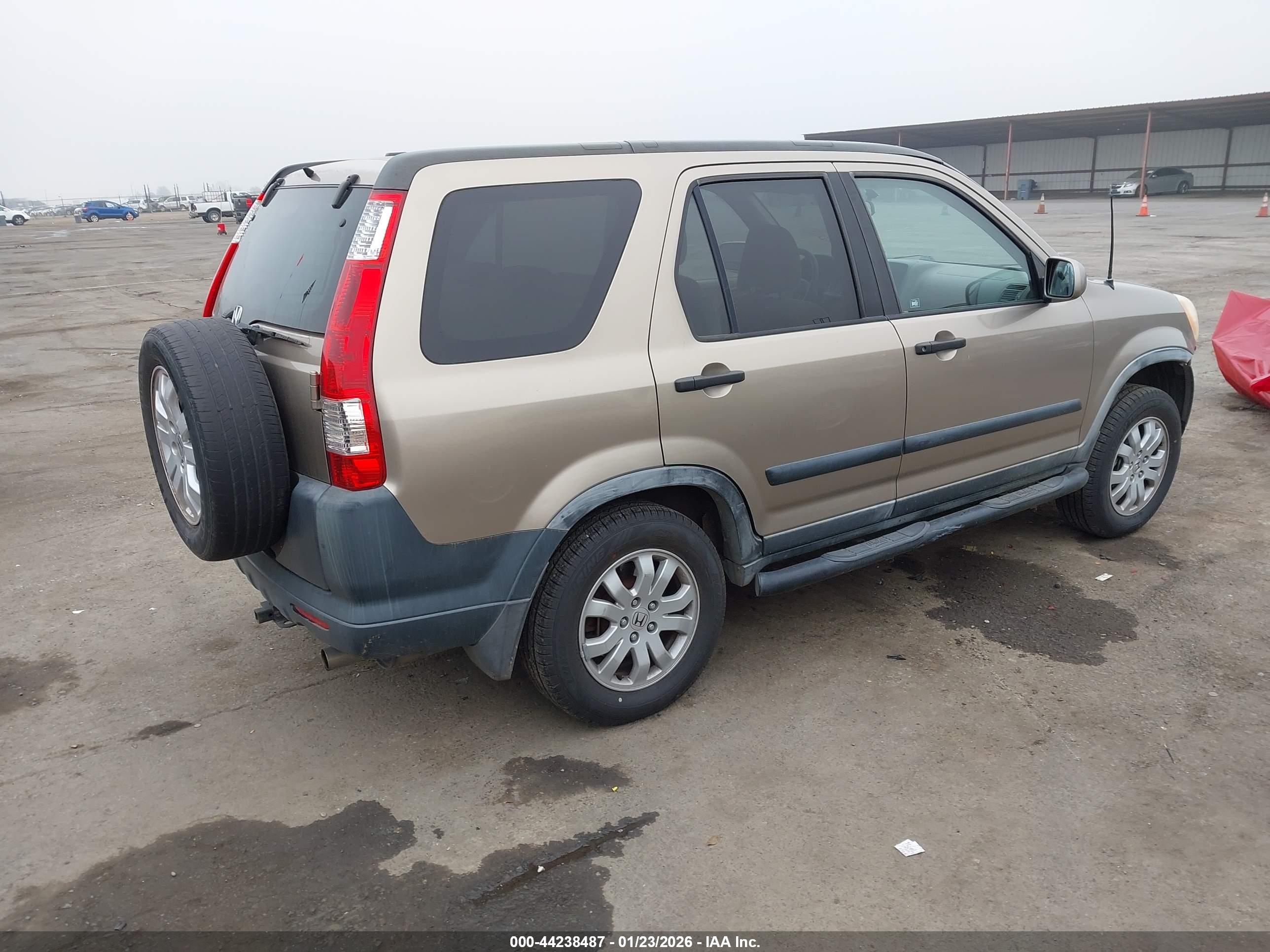 HONDA CR-V image 4