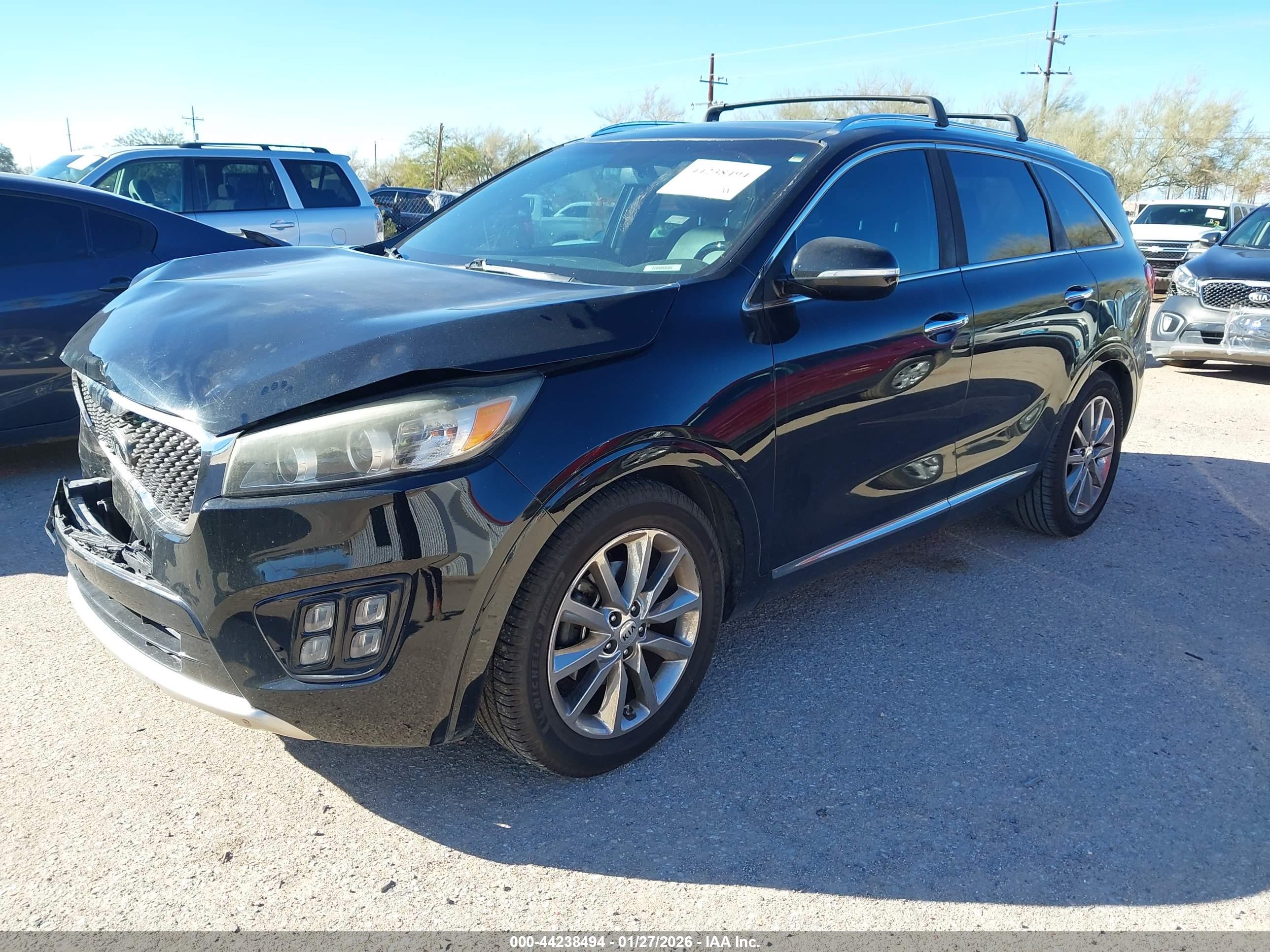 KIA SORENTO image 2