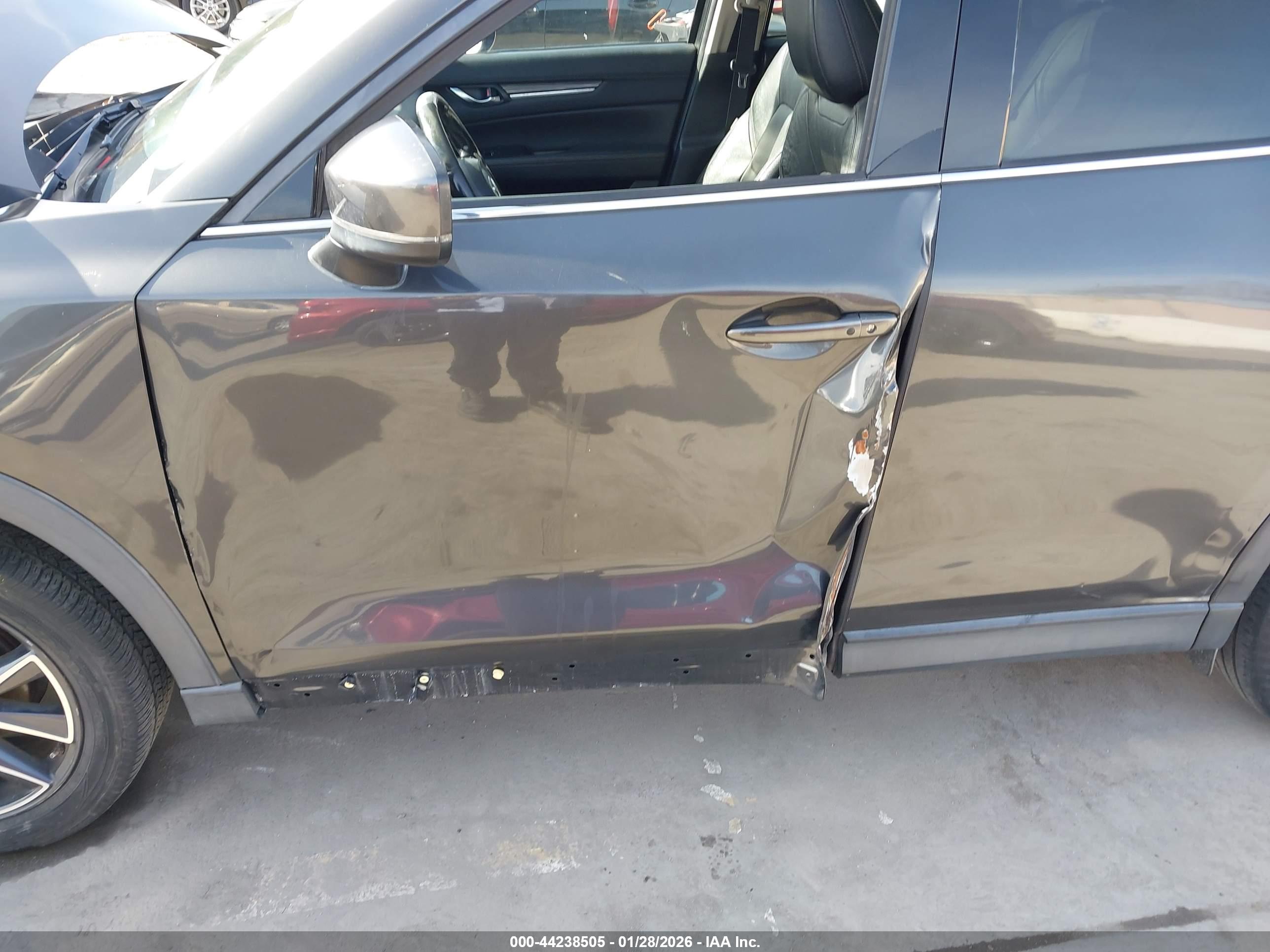 MAZDA CX-5 image 6