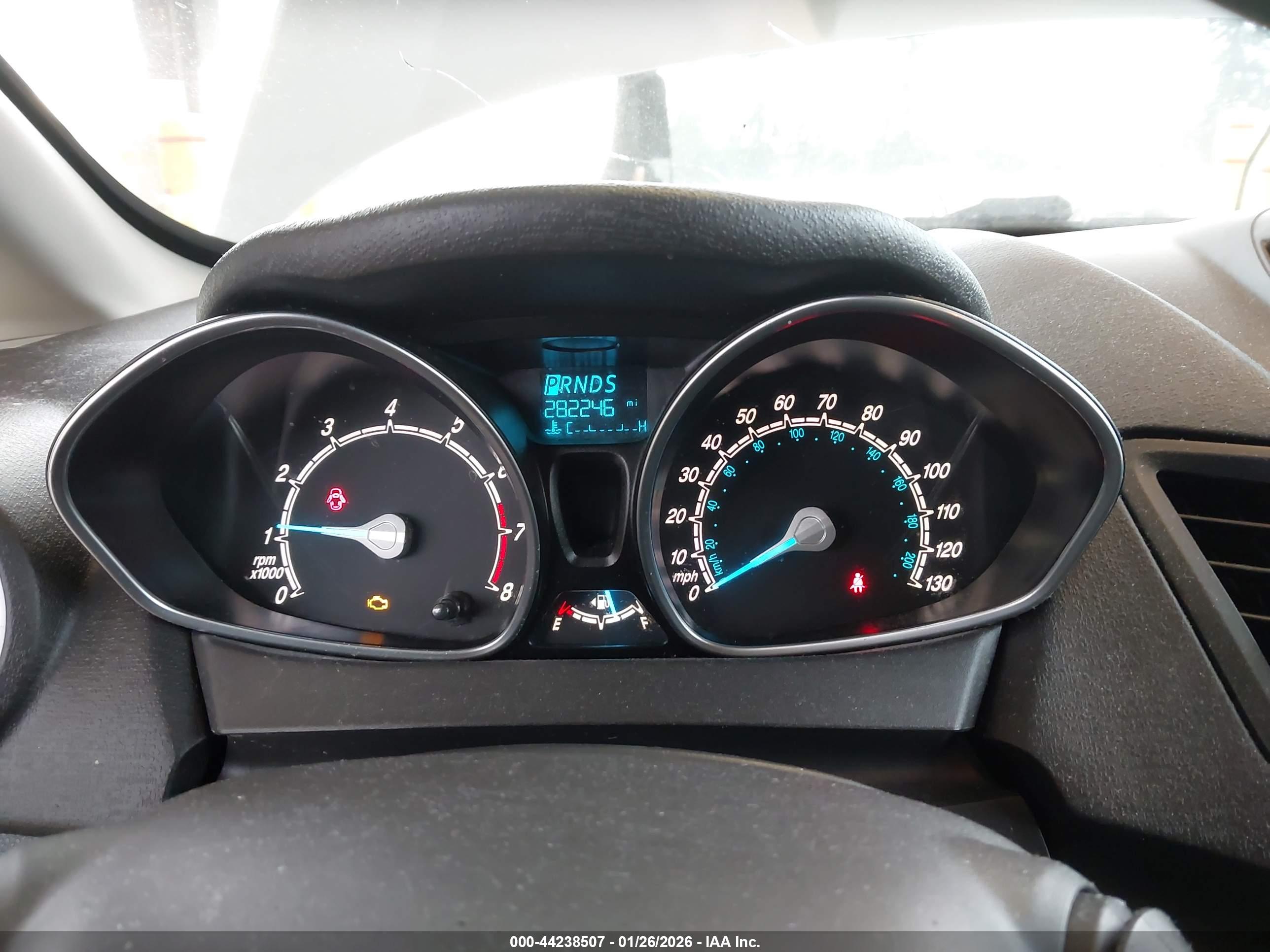 FORD FIESTA image 7